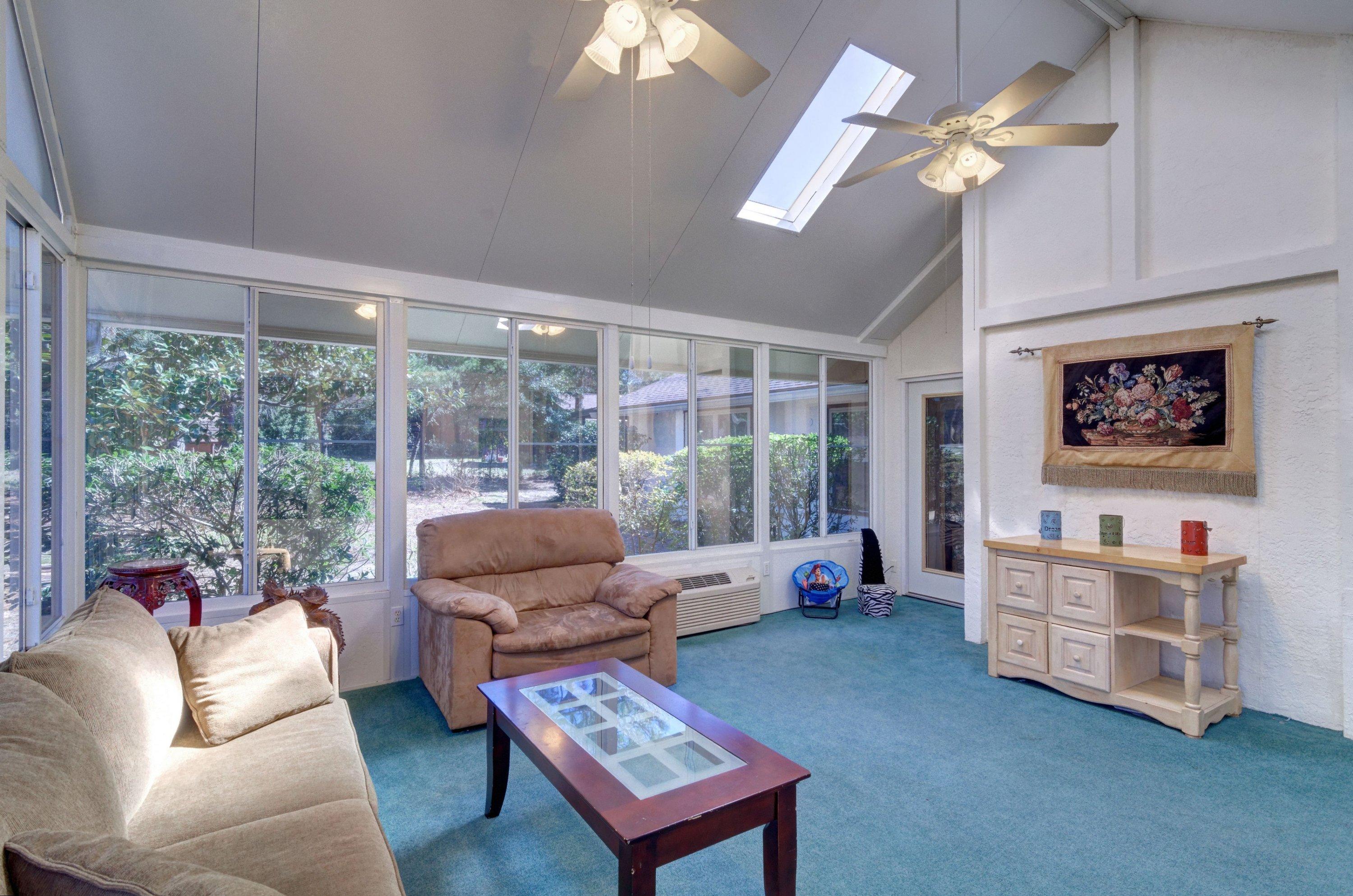 ROCKY BAYOU COUNTRY CLUB ESTATES 5 - Residential