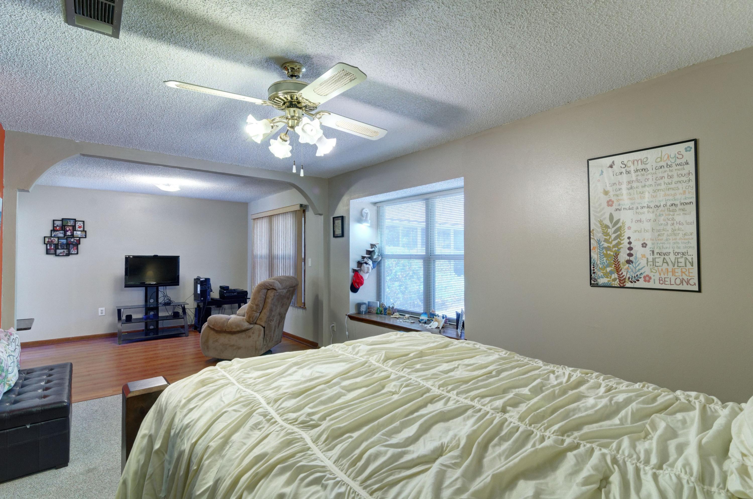 ROCKY BAYOU COUNTRY CLUB ESTATES 5 - Residential