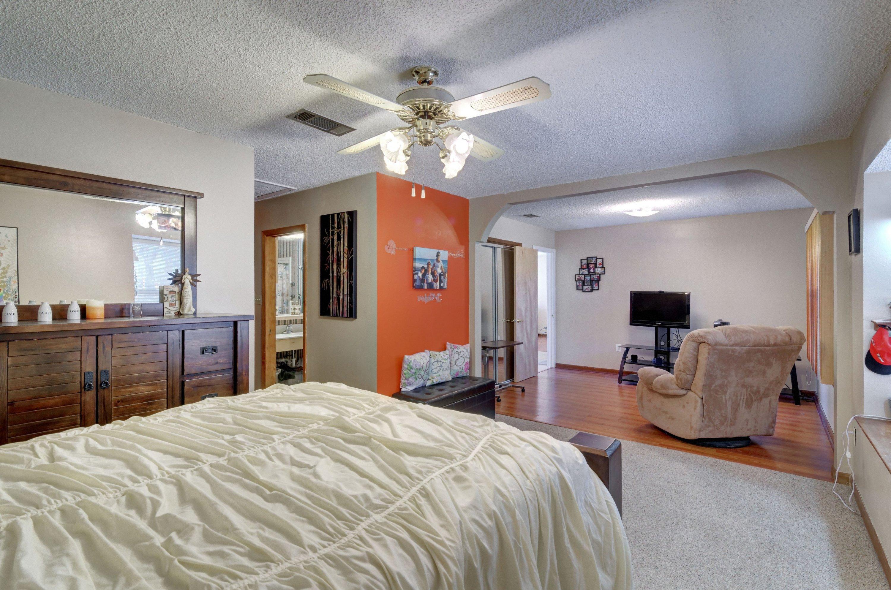 ROCKY BAYOU COUNTRY CLUB ESTATES 5 - Residential
