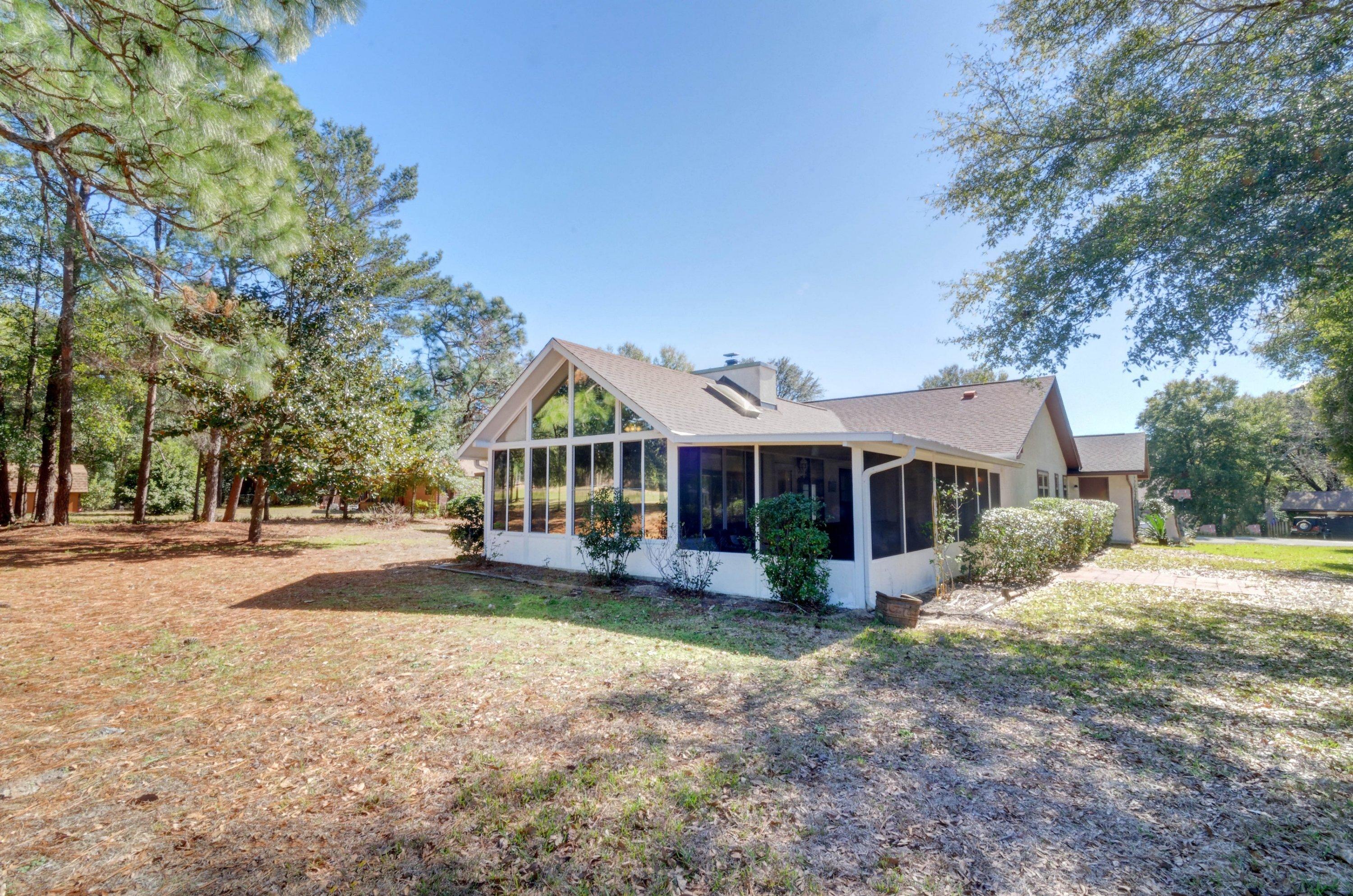 ROCKY BAYOU COUNTRY CLUB ESTATES 5 - Residential