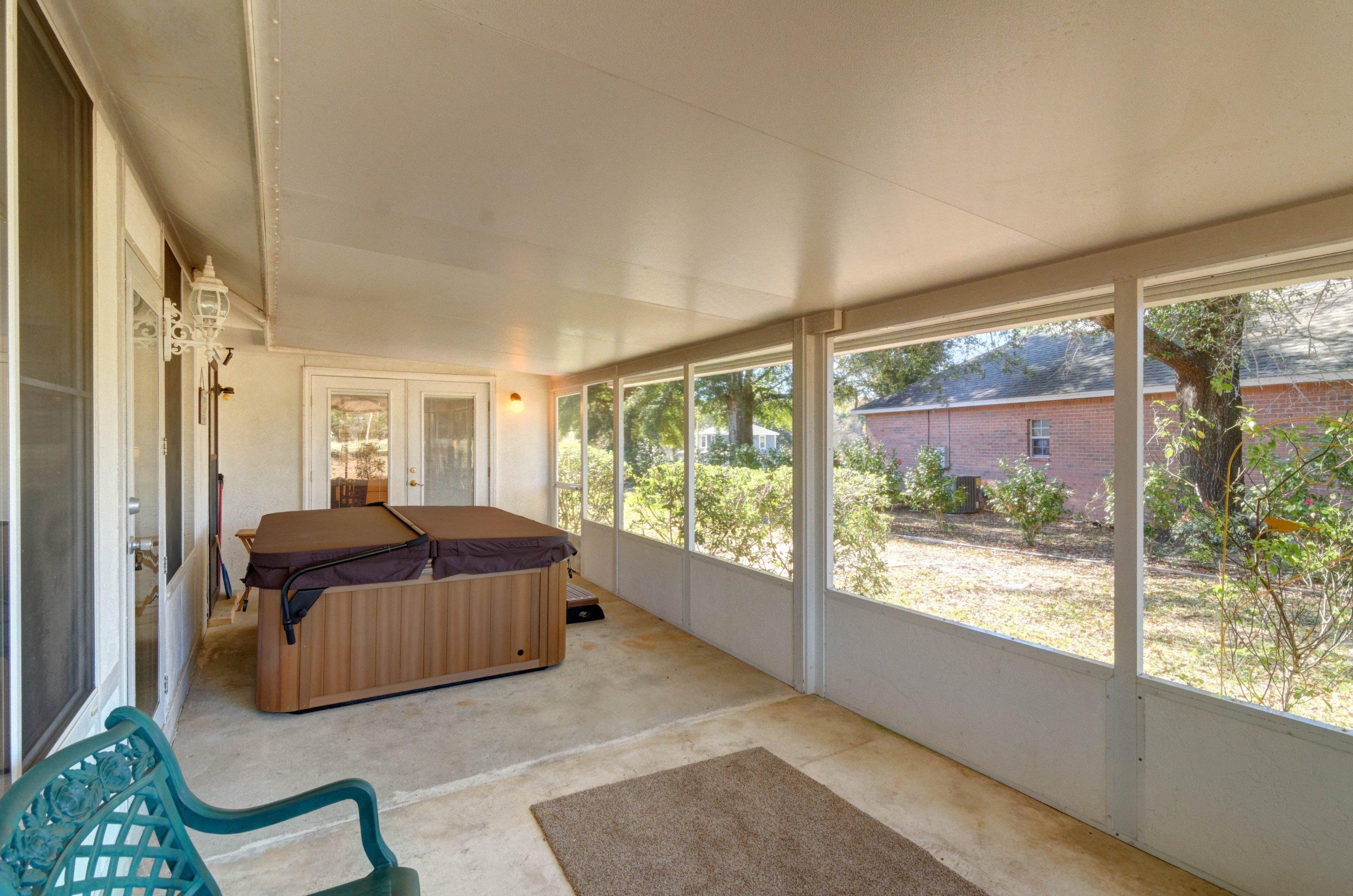ROCKY BAYOU COUNTRY CLUB ESTATES 5 - Residential