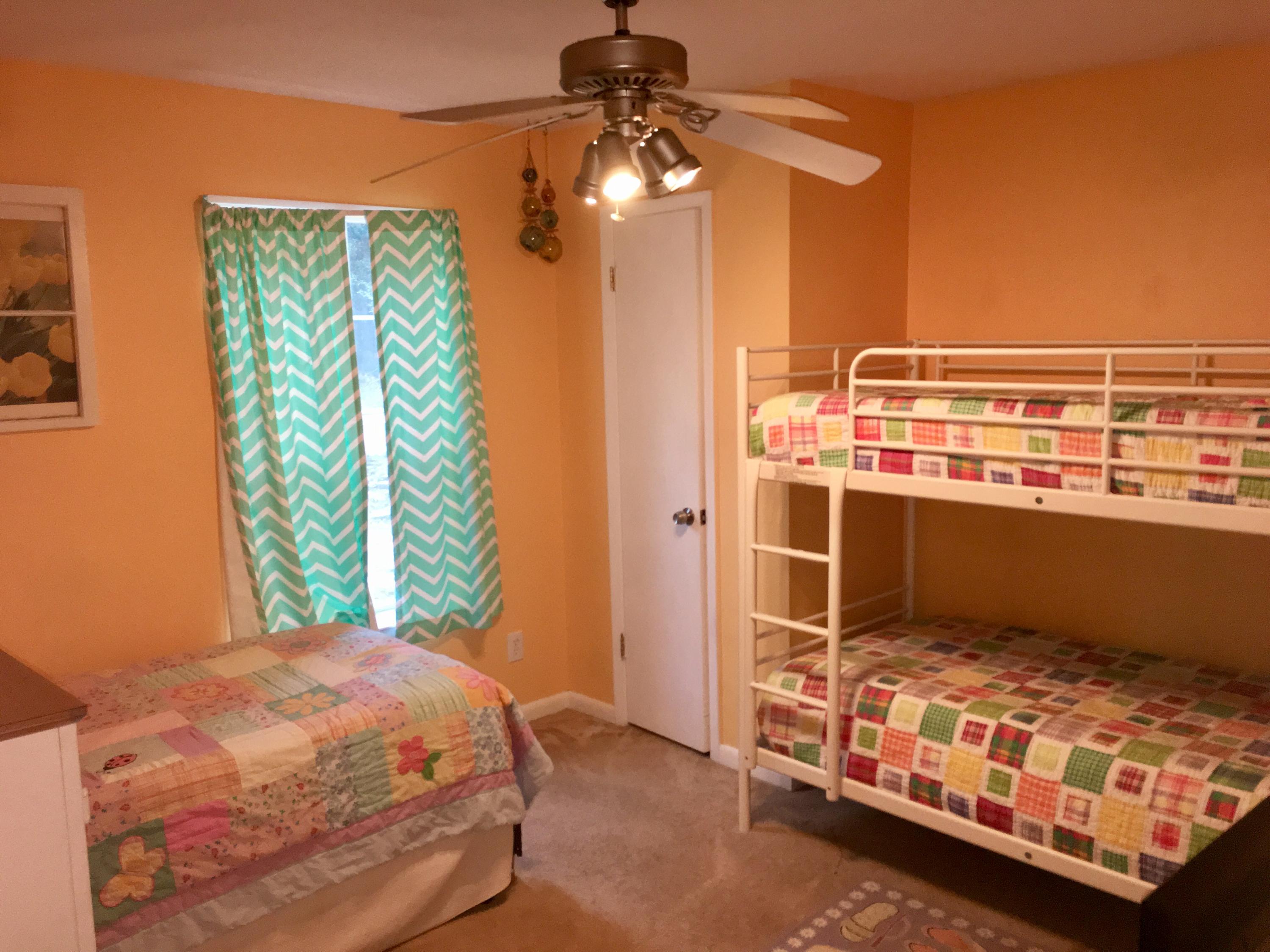 EASTERN LAKE  S/D - Residential