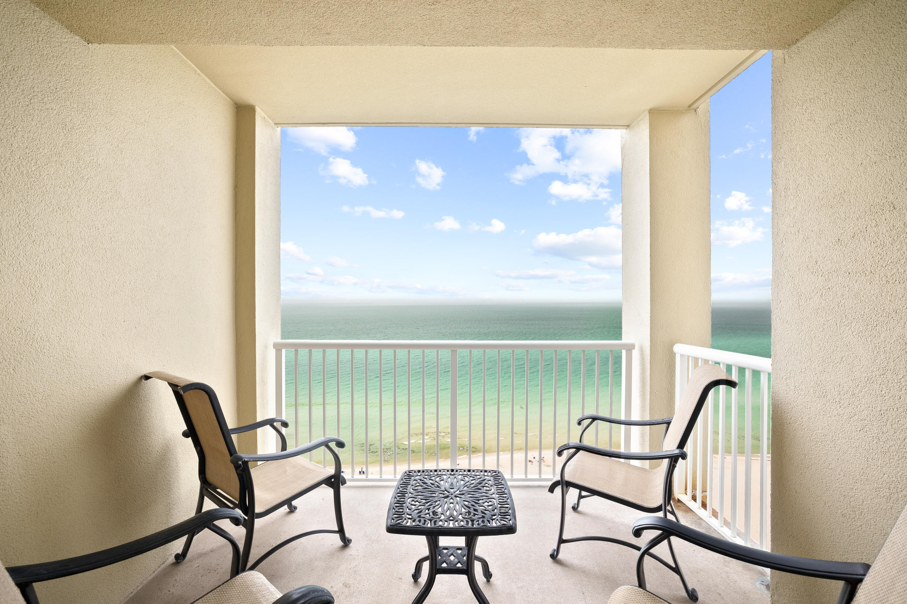 GRAND PANAMA BEACH RESORTS - Residential