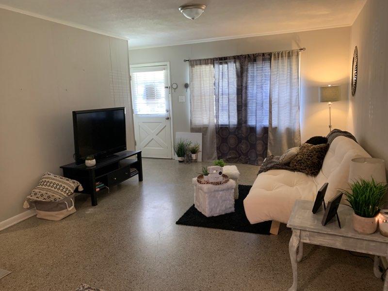 VALPARAISO PLAT 01 - Residential Lease