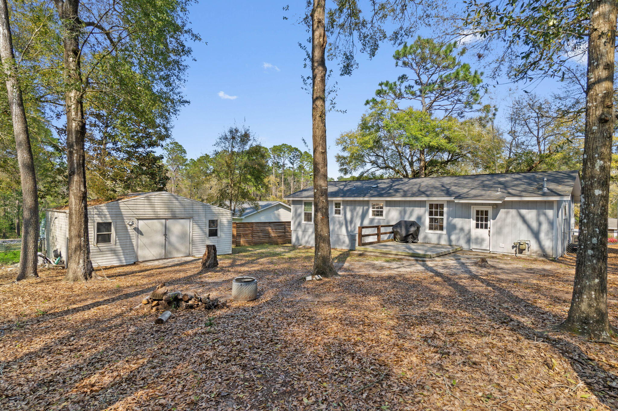 MCLAUGHLIN & HARRIS - Residential