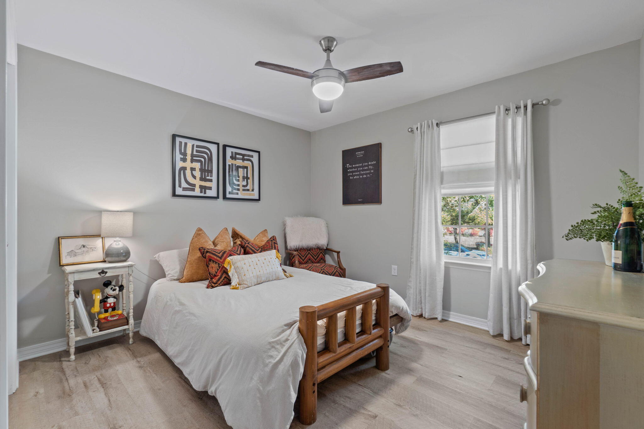 MCLAUGHLIN & HARRIS - Residential