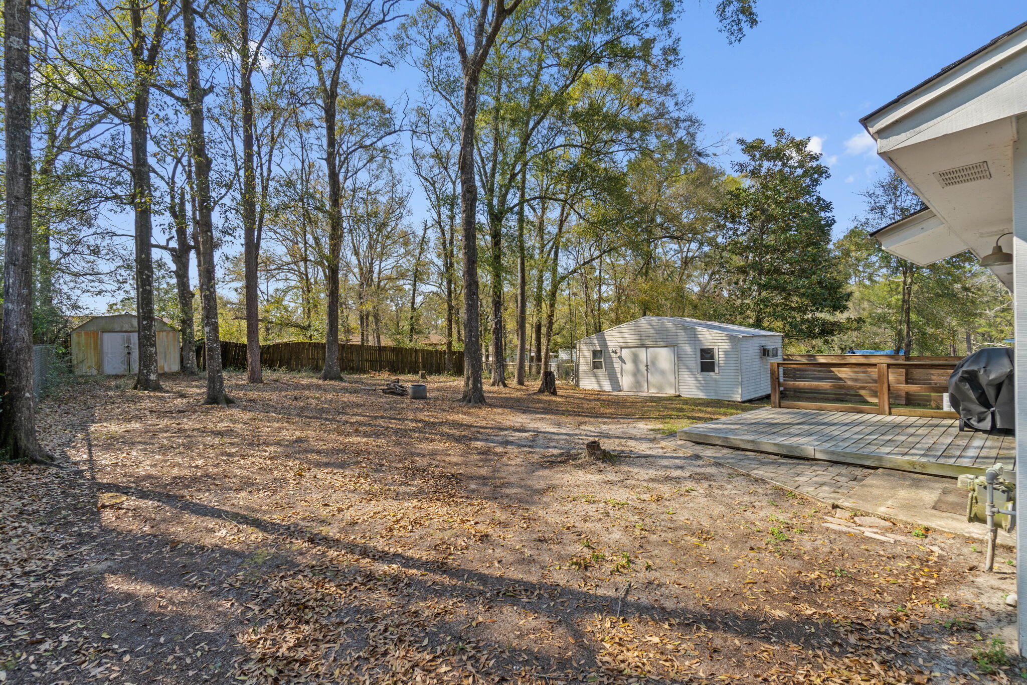 MCLAUGHLIN & HARRIS - Residential