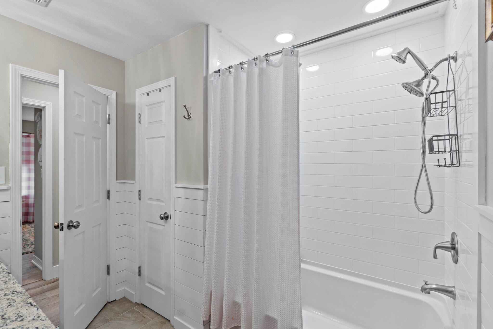 MCLAUGHLIN & HARRIS - Residential
