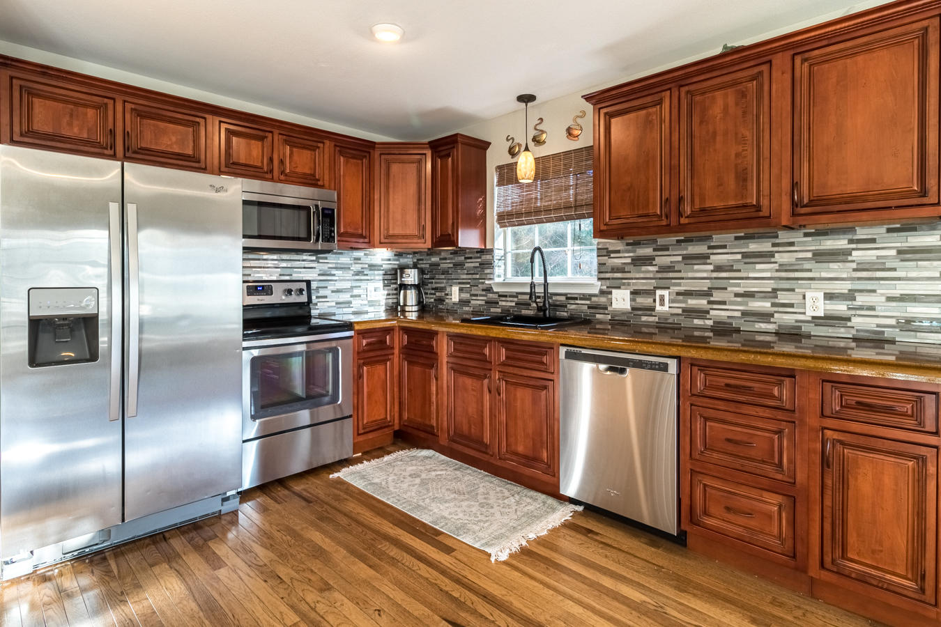 BAY GROVE - Residential