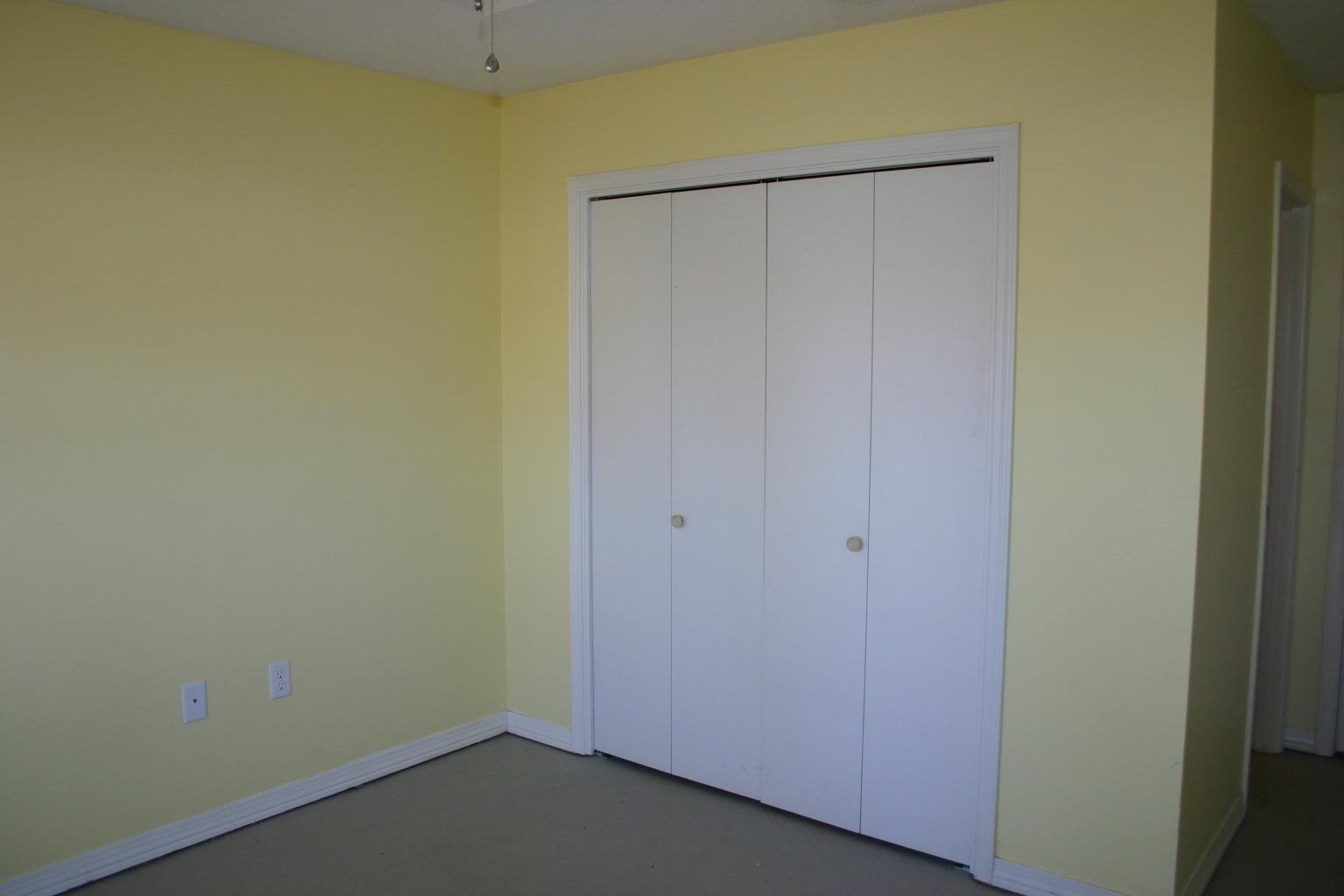 SHOAL TERRACE ESTATES - Residential Lease