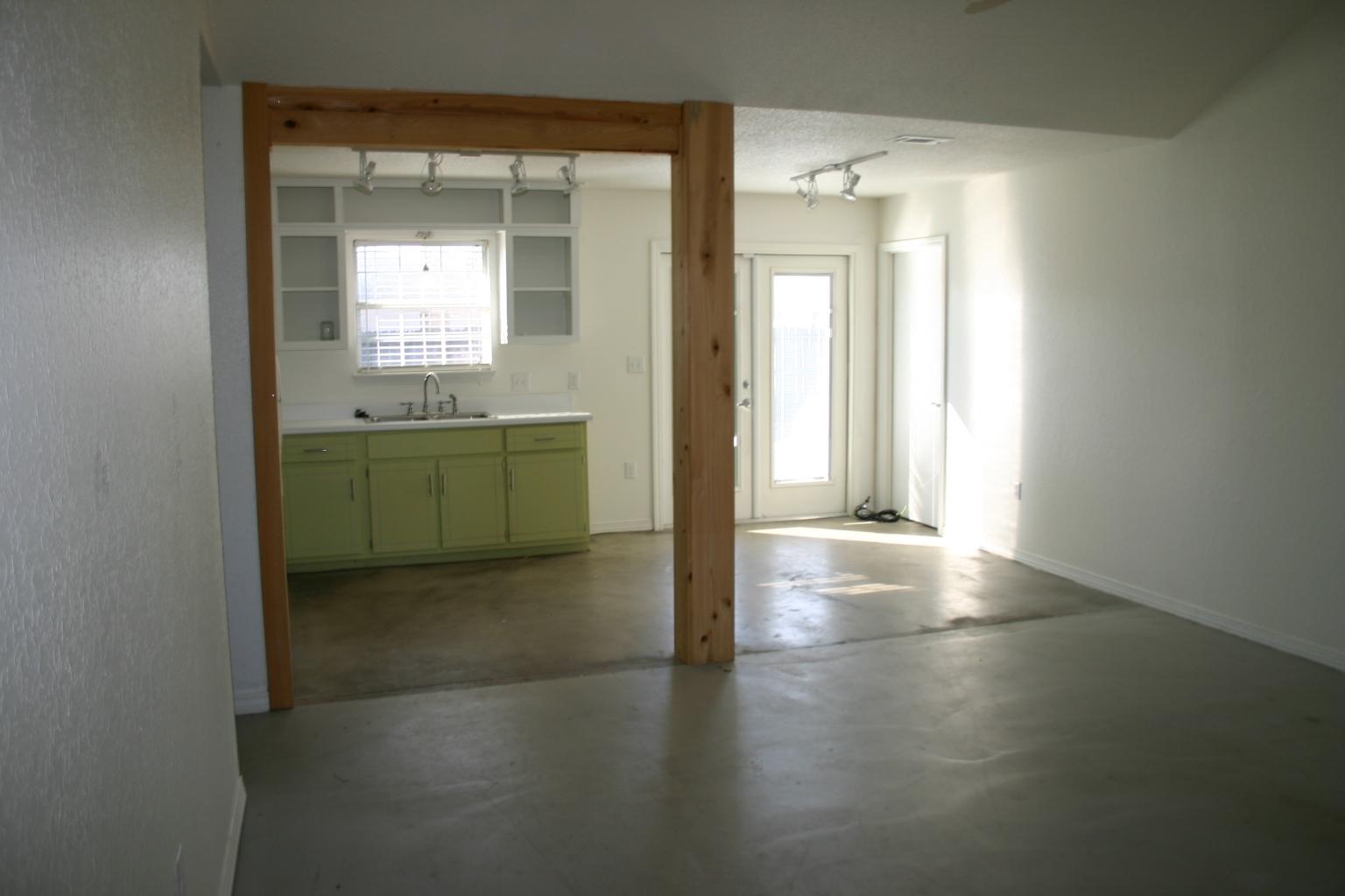 SHOAL TERRACE ESTATES - Residential Lease
