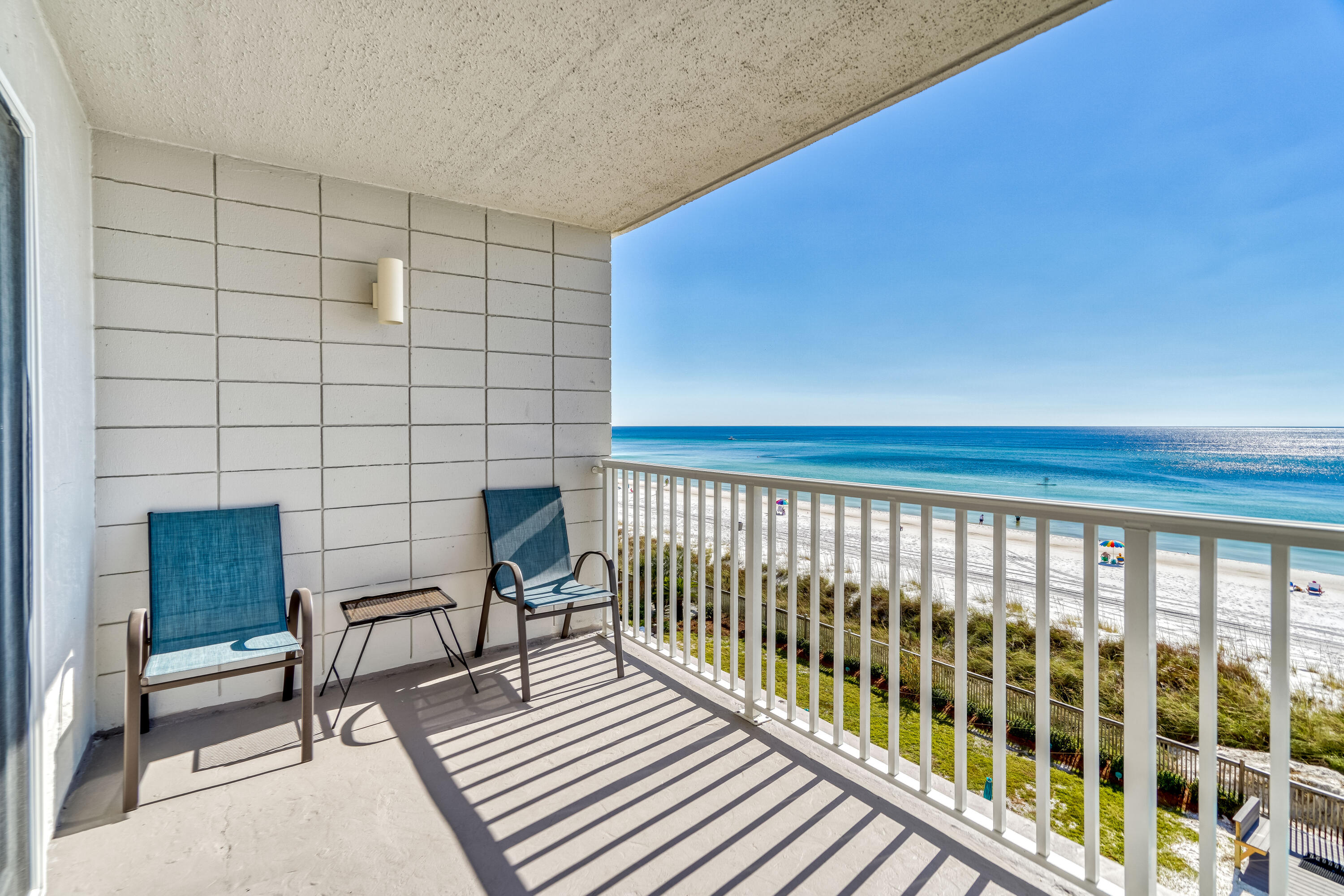 MARINER WEST CONDO - Residential