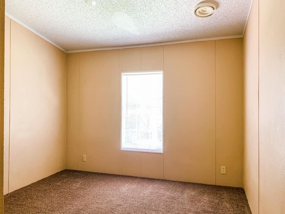 METES & BOUNDS - Residential Lease