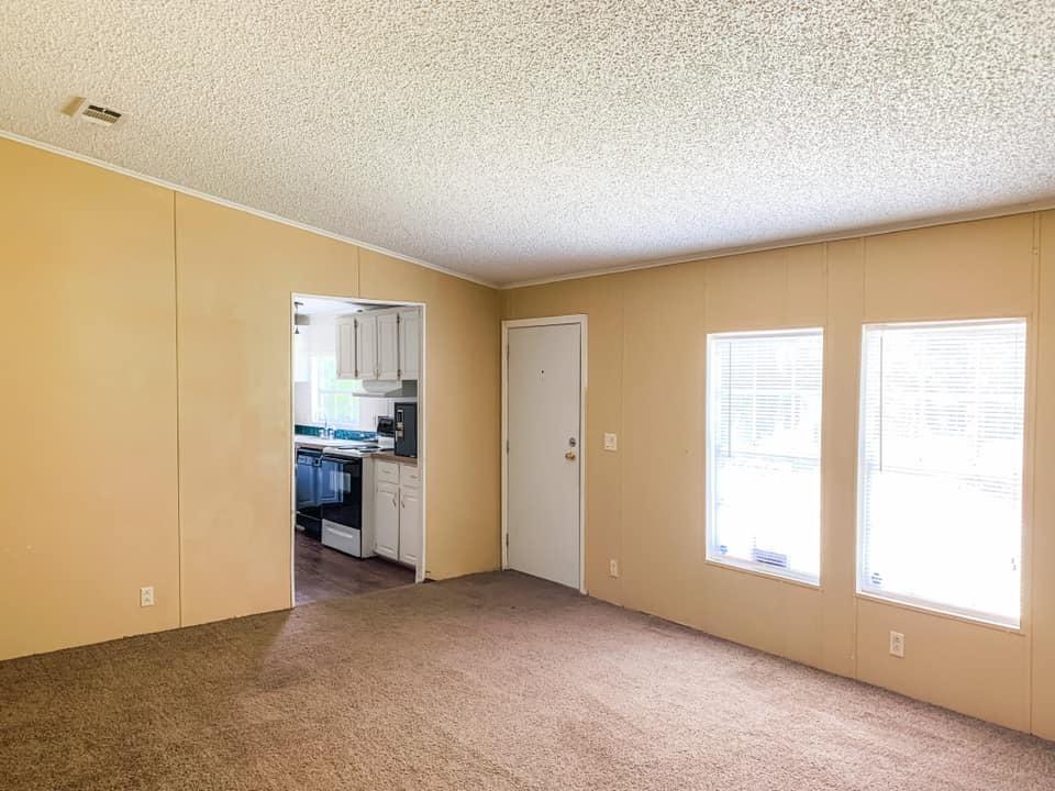 METES & BOUNDS - Residential Lease