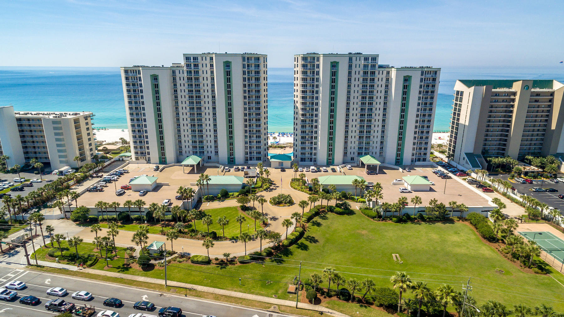 SILVER BEACH TOWERS - Residential