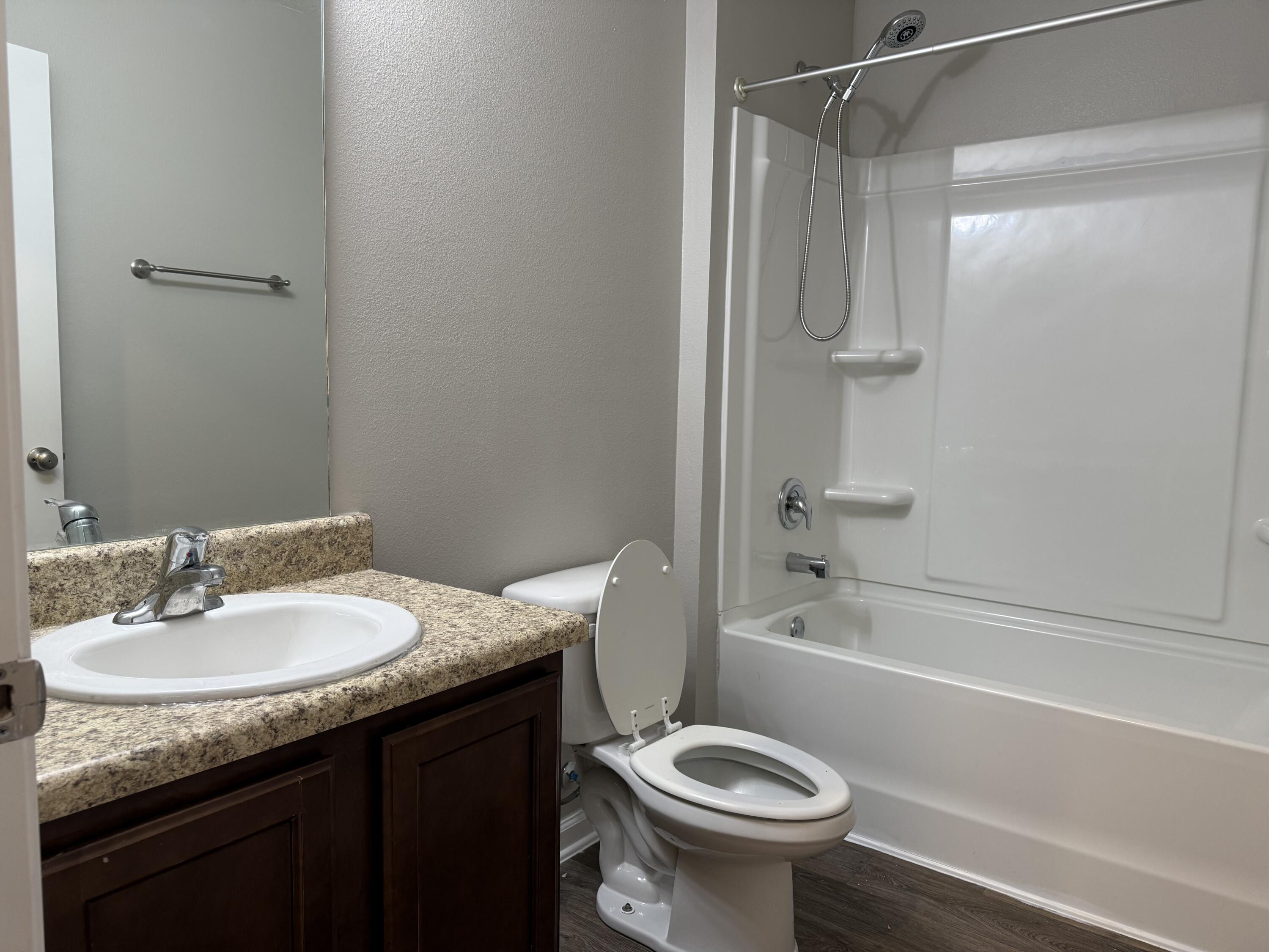 Redstone Commons - Residential Lease