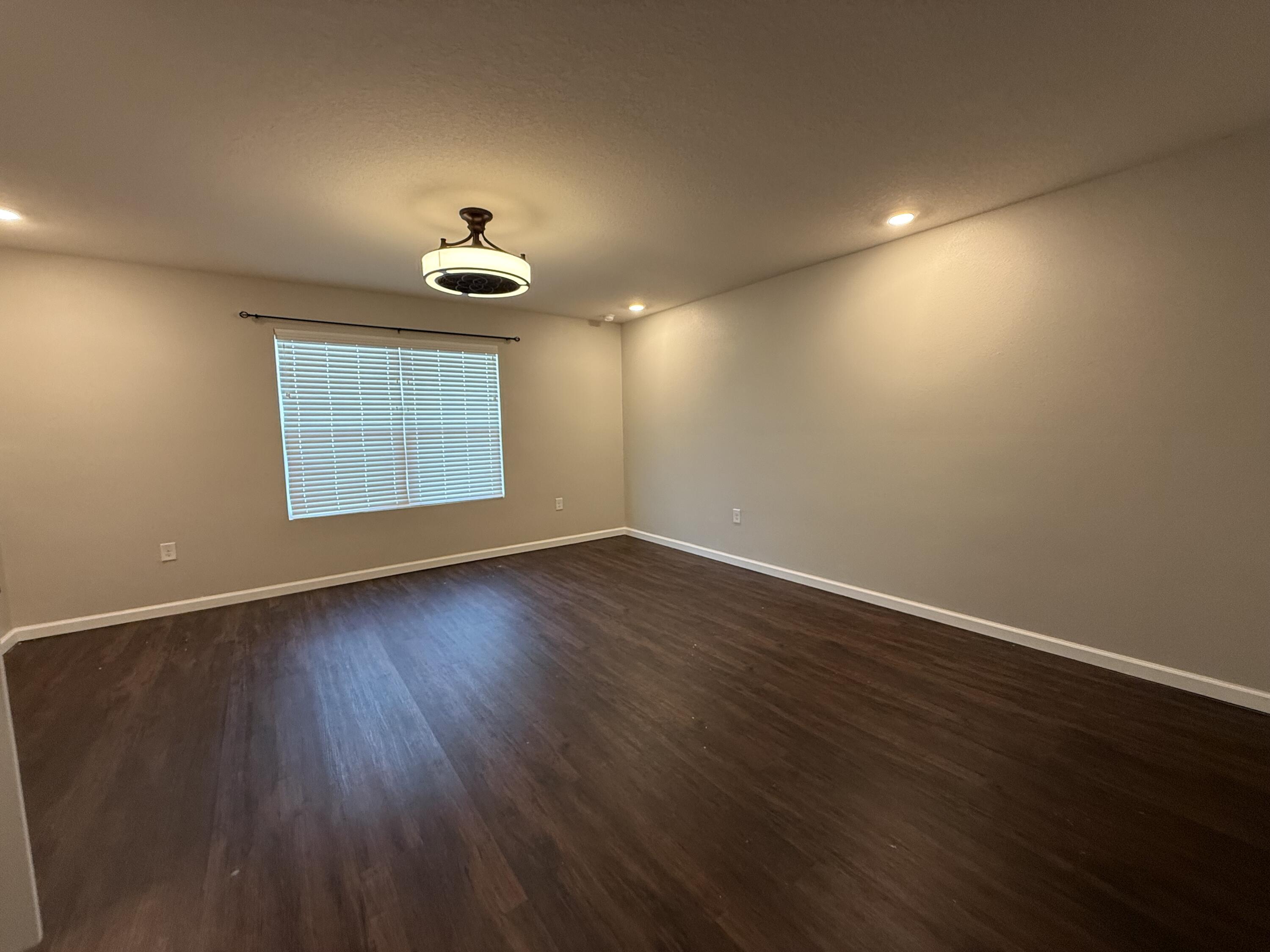 Redstone Commons - Residential Lease