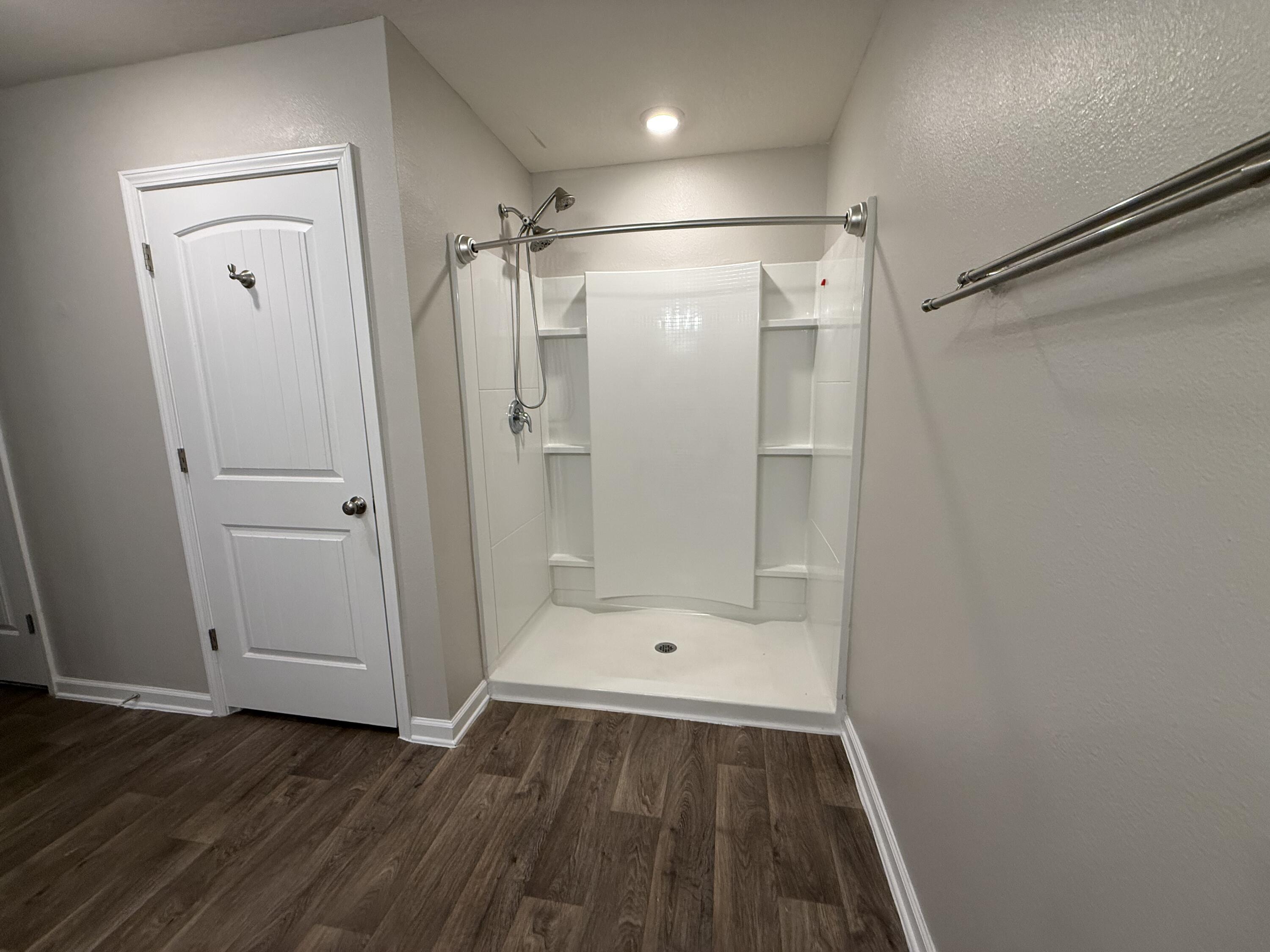 Redstone Commons - Residential Lease