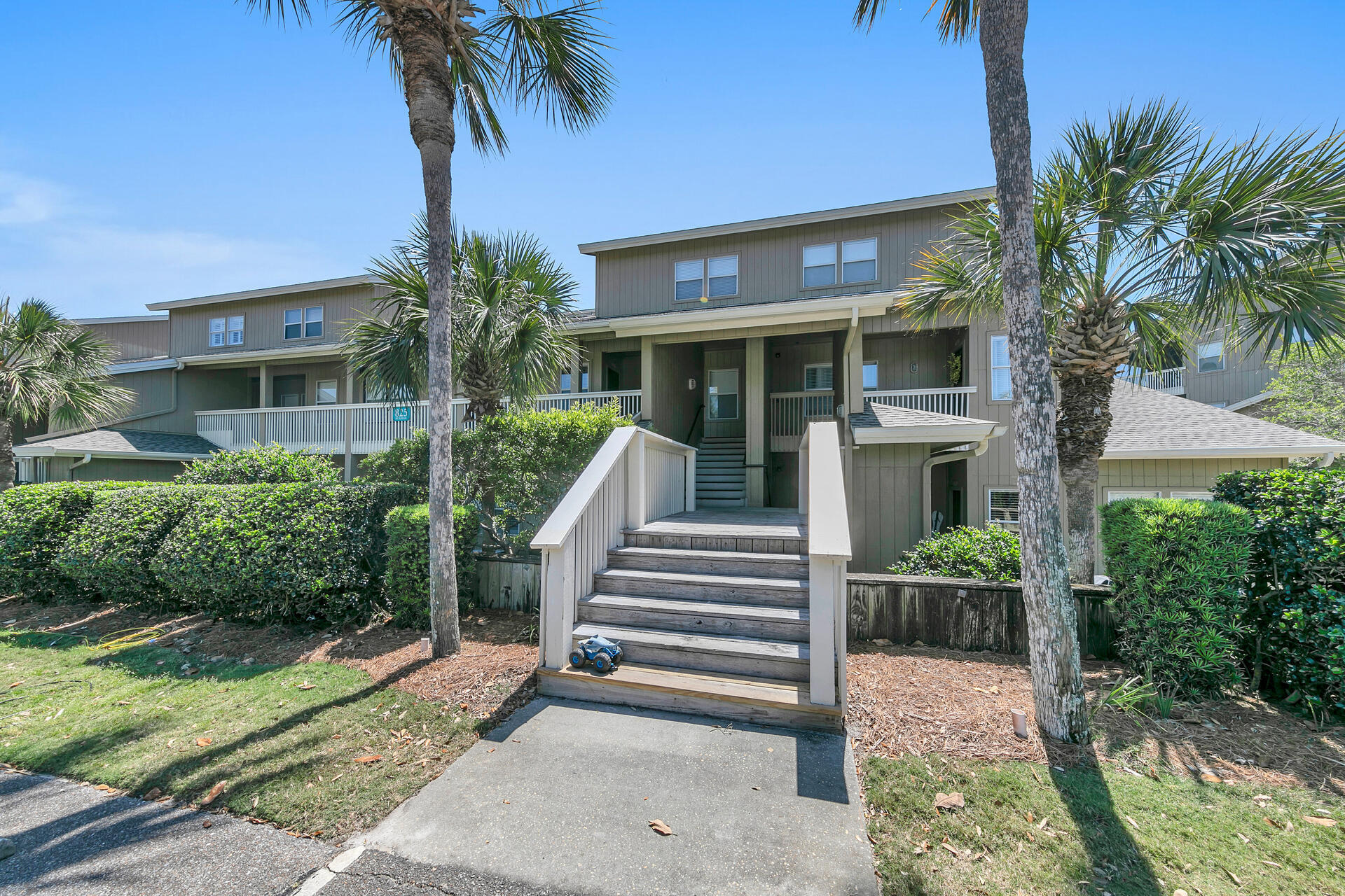 SEASCAPE CONDO PH 10 - Residential