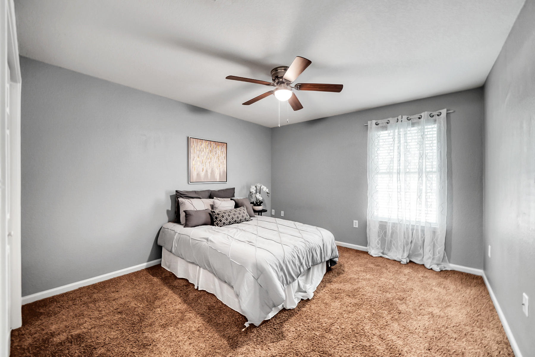 QUAIL HOLLOW T/H UNIT 2 - Residential