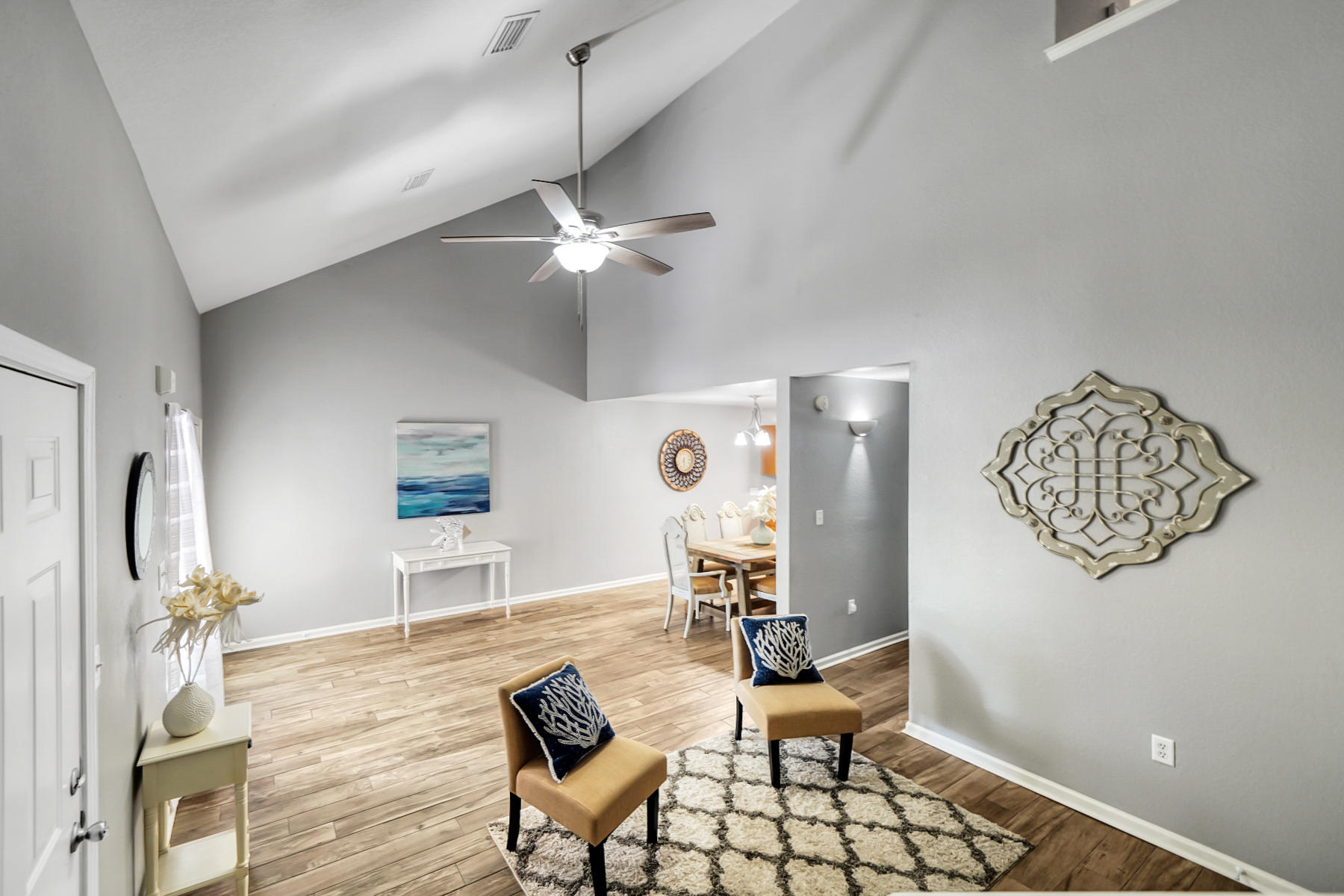 QUAIL HOLLOW T/H UNIT 2 - Residential