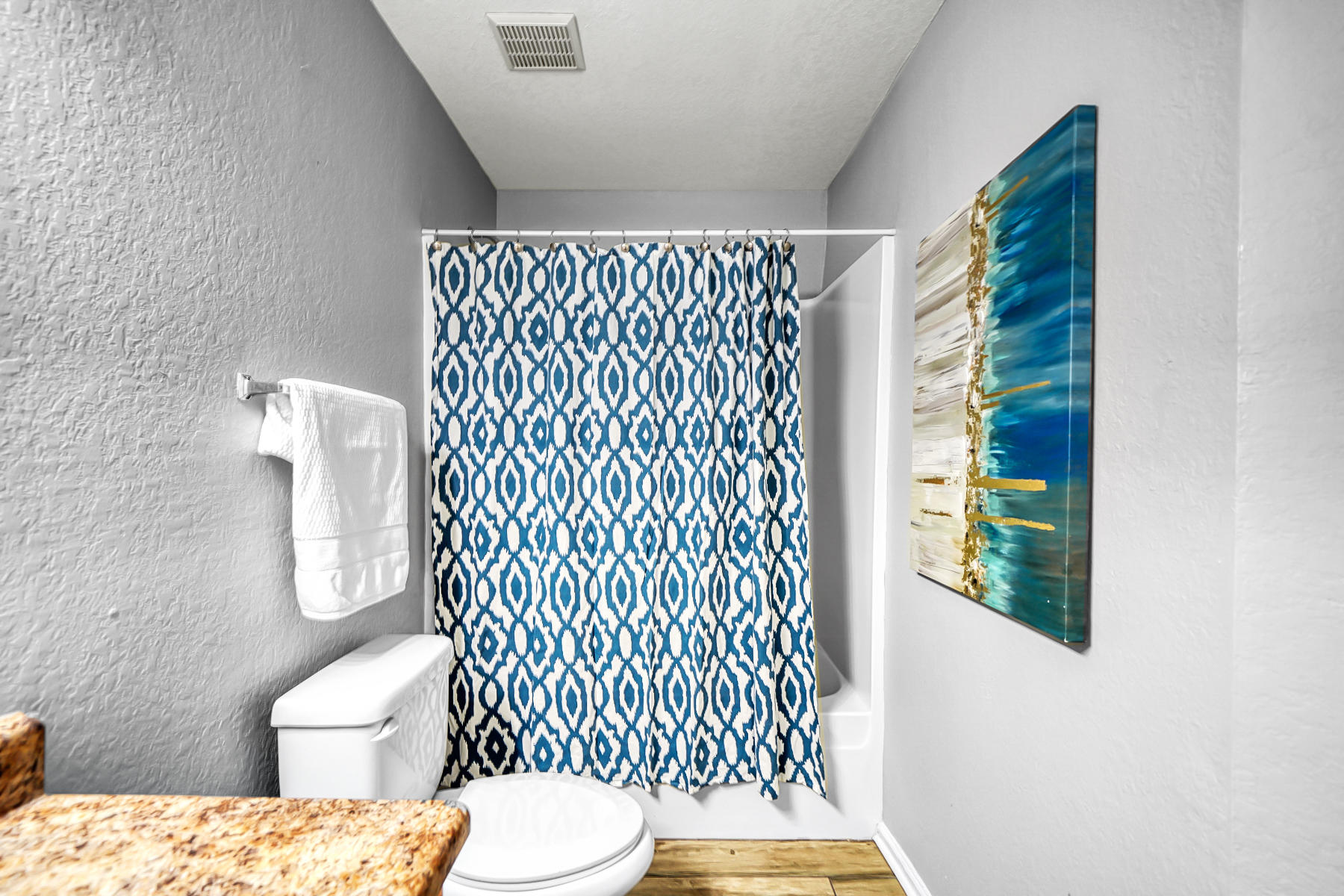 QUAIL HOLLOW T/H UNIT 2 - Residential