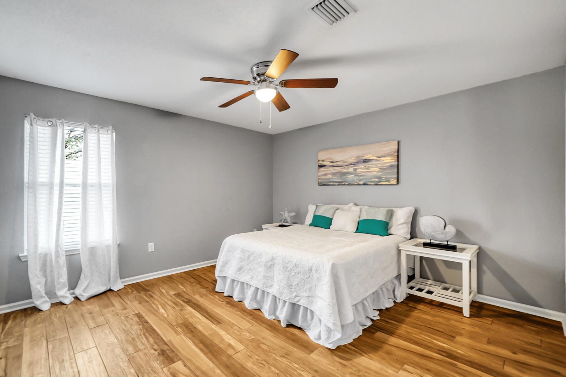 QUAIL HOLLOW T/H UNIT 2 - Residential