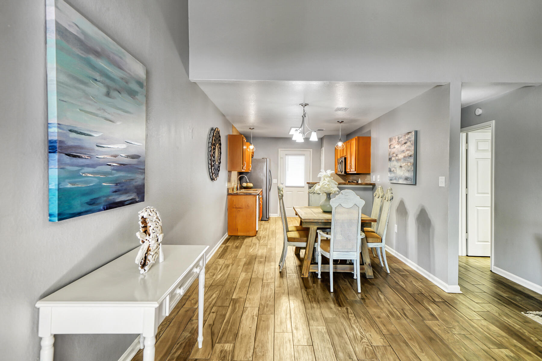 QUAIL HOLLOW T/H UNIT 2 - Residential