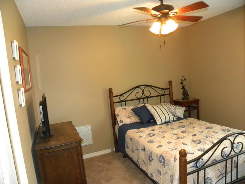 INDIAN SHORES PH 1 - Residential Lease
