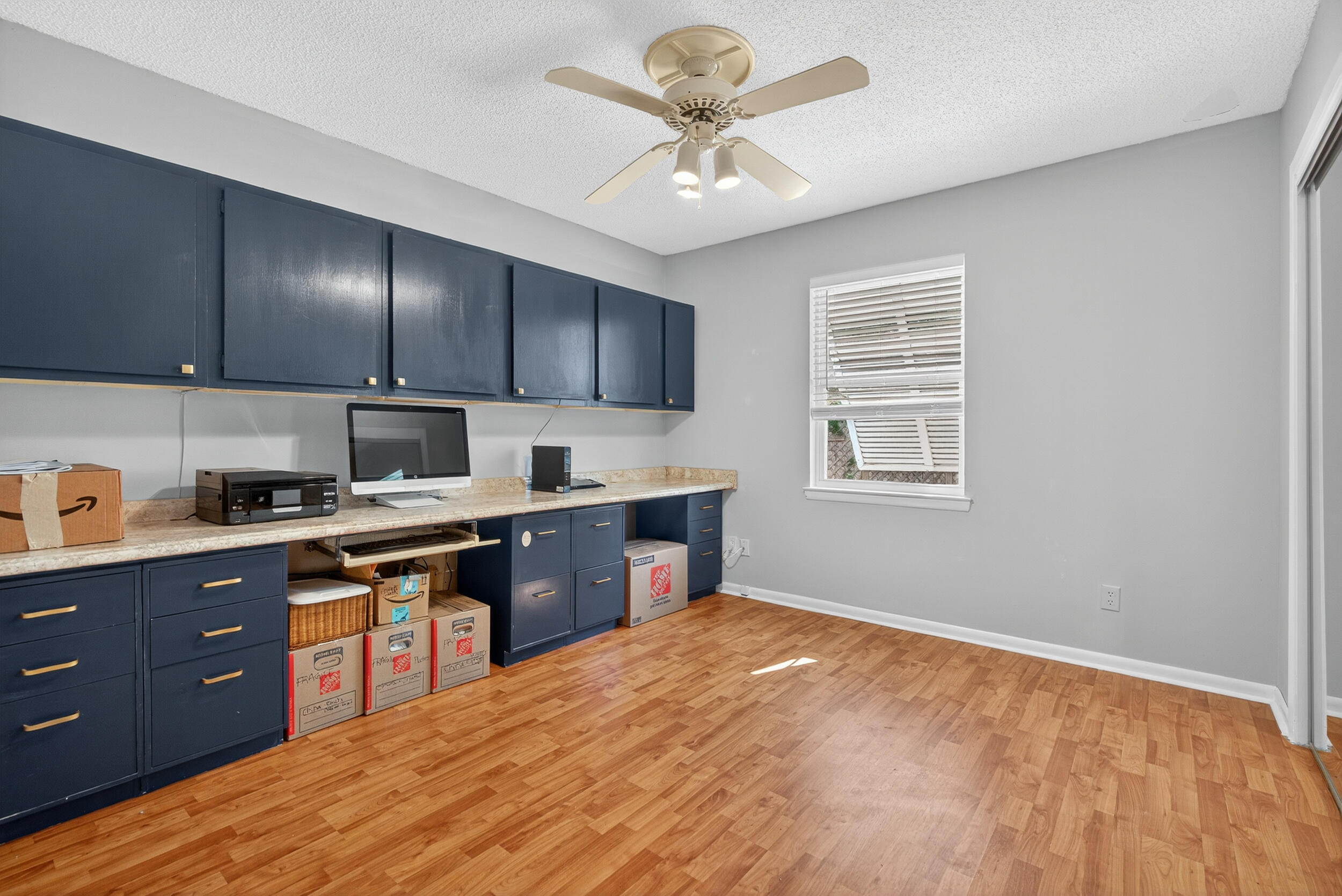 SEA HILLS 3RD - Residential