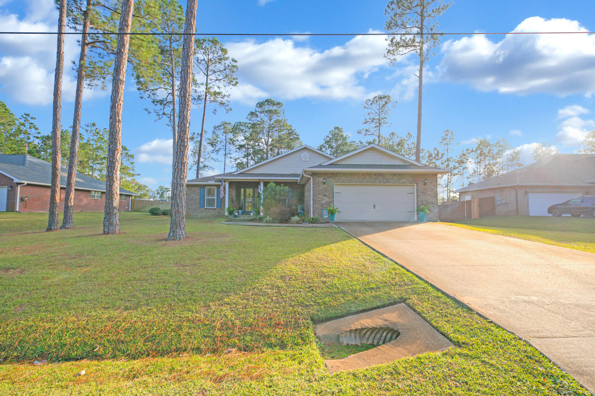 HOLLEY BY THE SEA - Residential