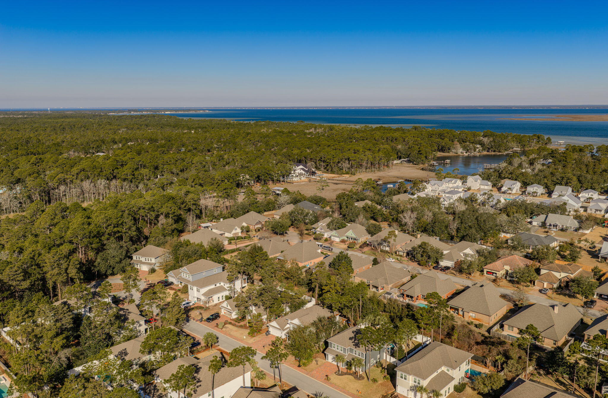 Mussett Bayou Manor - Residential