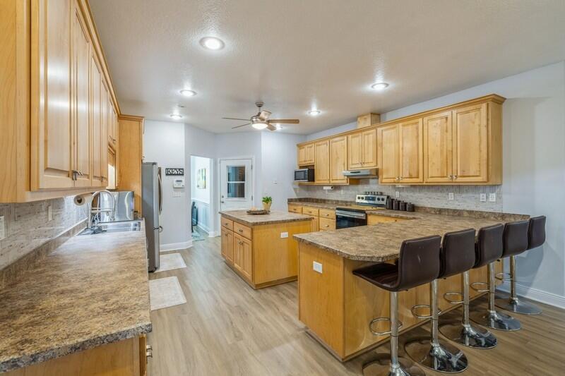 FOXWOOD ESTATES 2 - Residential
