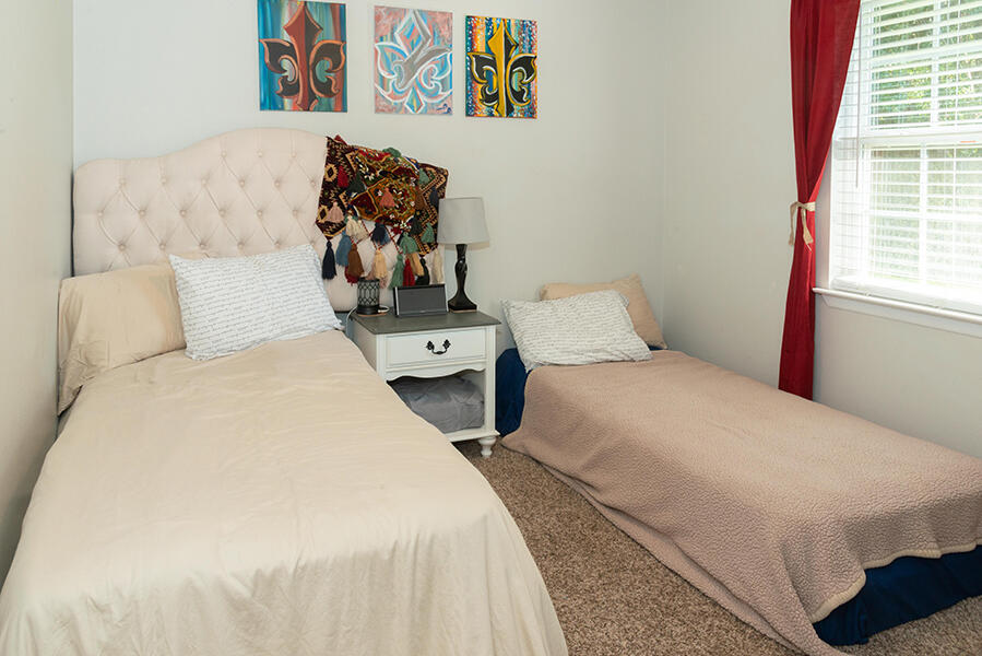 PINEDALE/NORTHGATE - Residential Lease