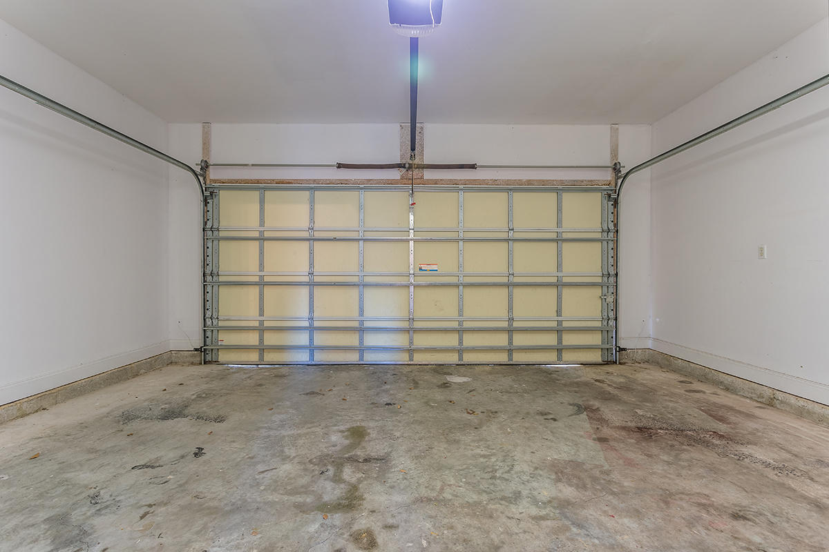 LEGION PARK - Residential Lease