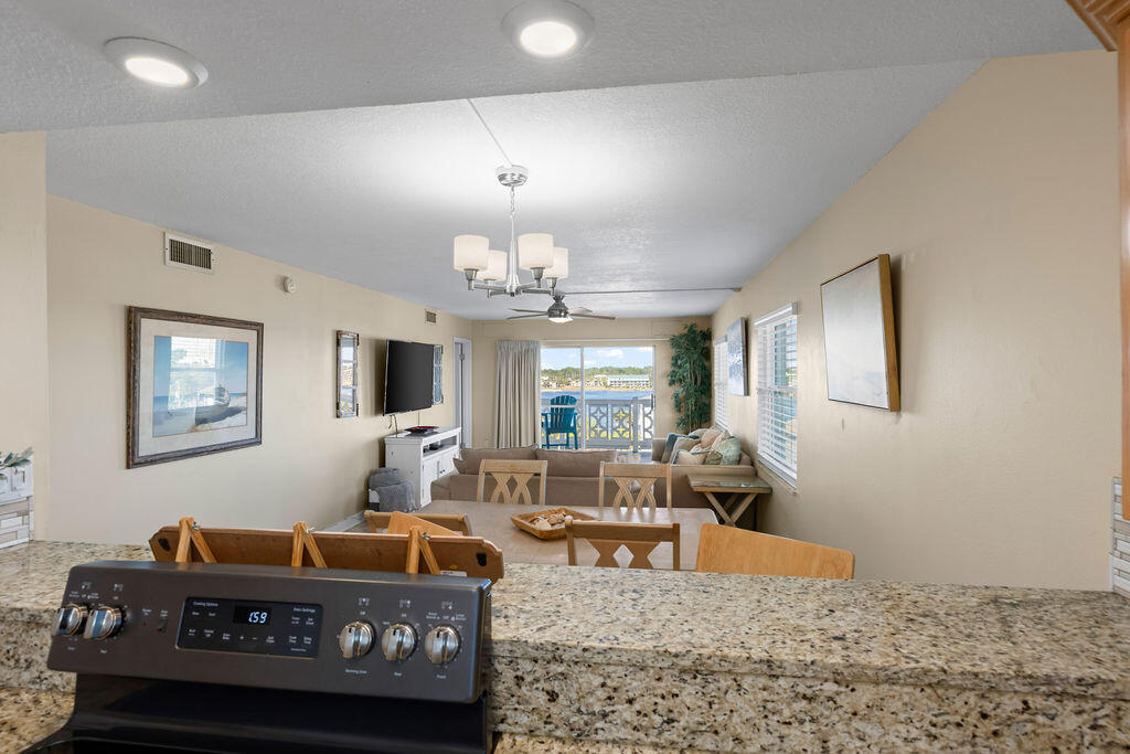EL MATADOR CONDO - Residential
