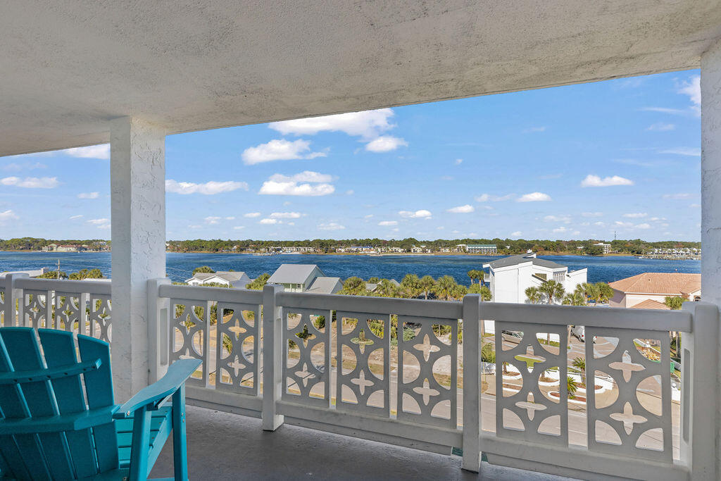 EL MATADOR CONDO - Residential