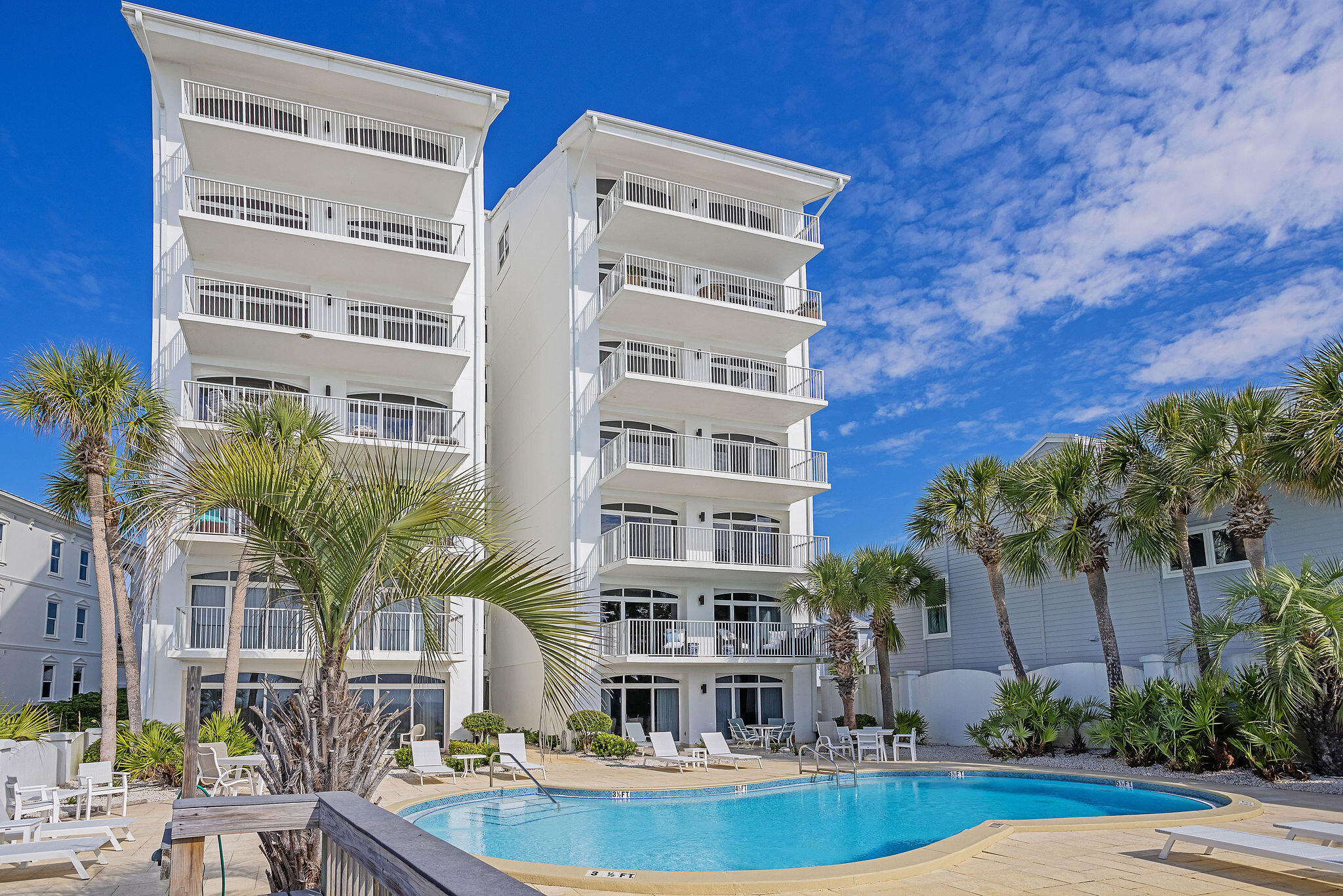 WHITE CLIFFS CONDO - Residential