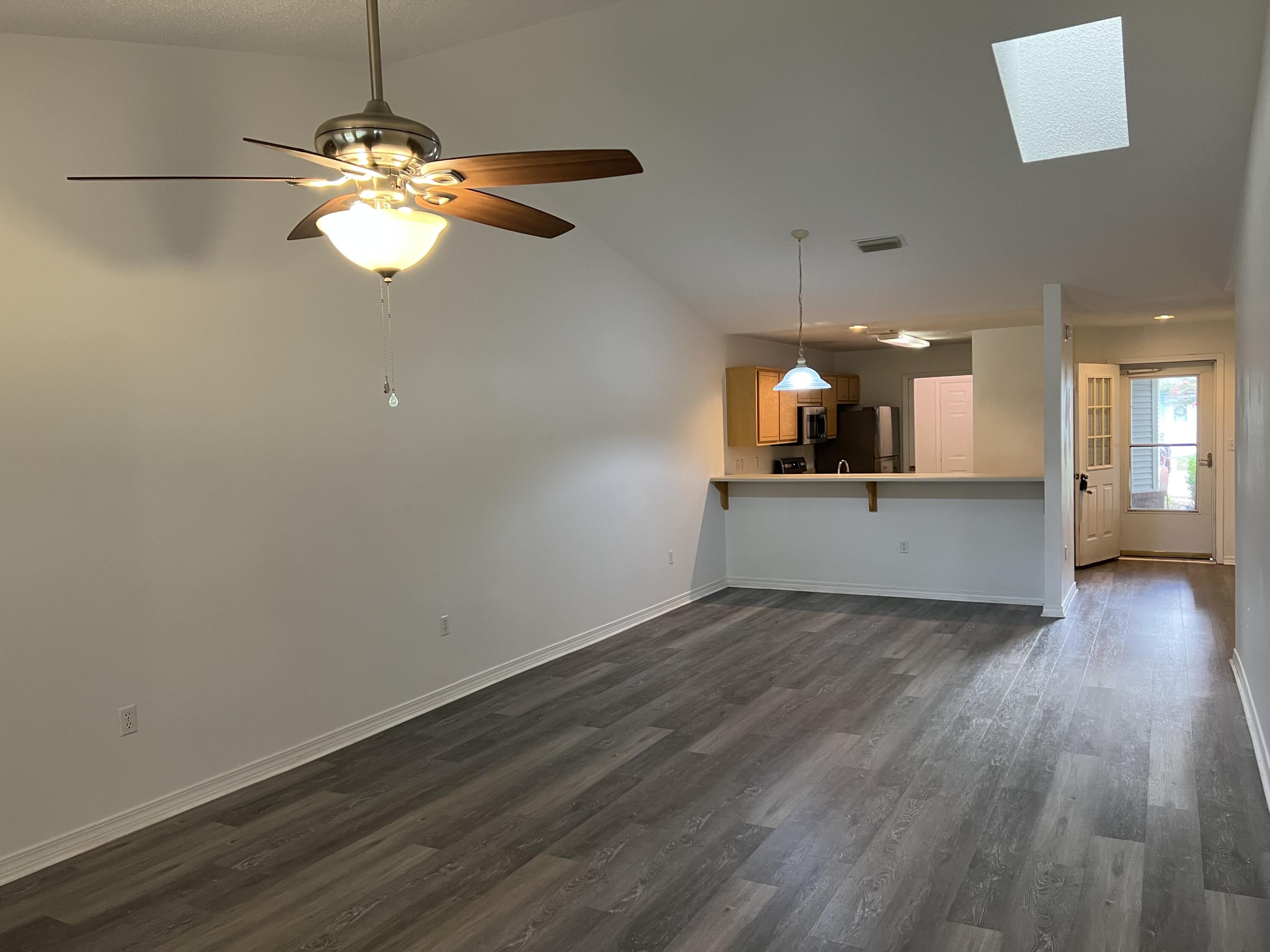 ESCADA - Residential Lease
