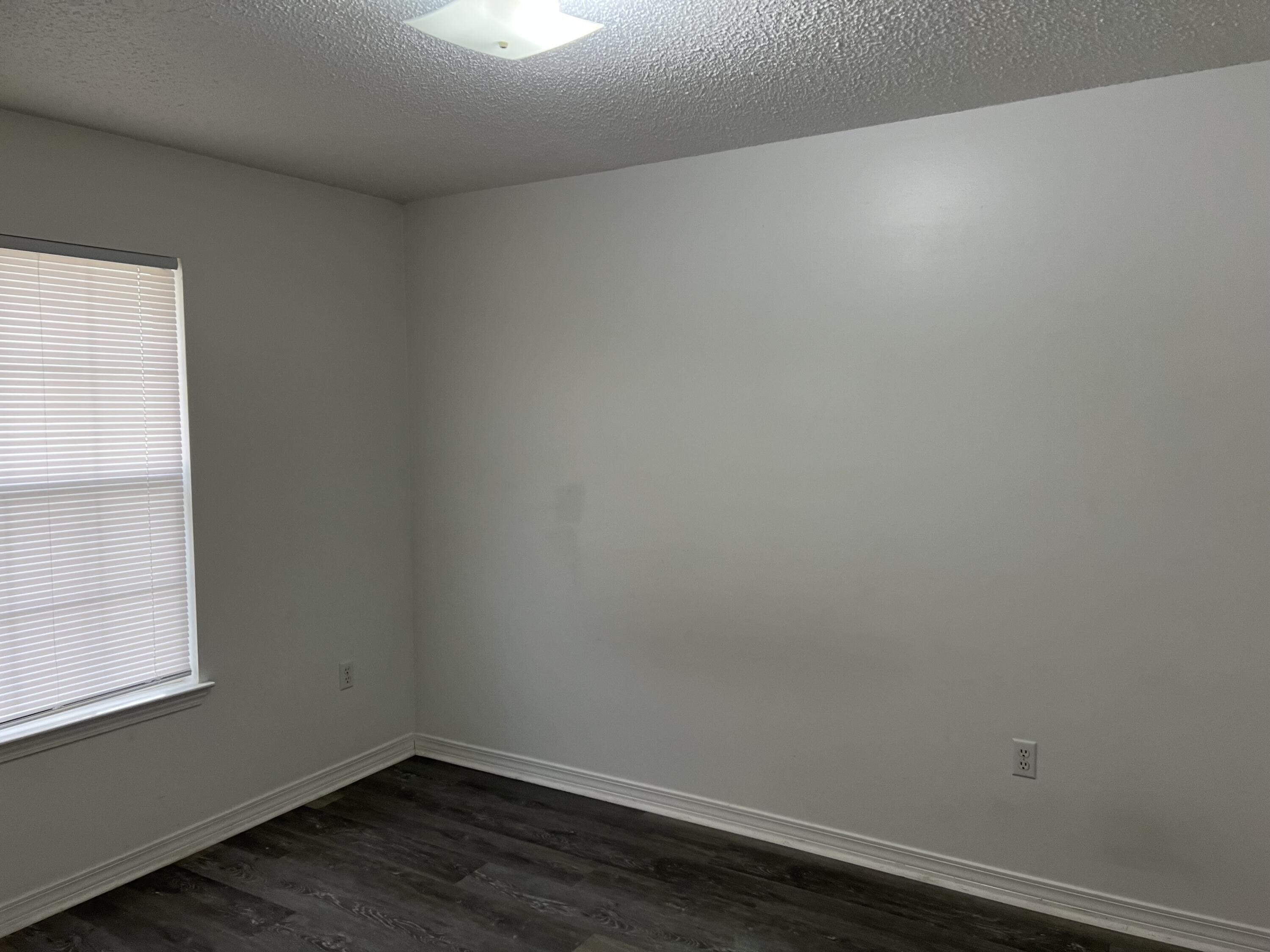 ESCADA - Residential Lease