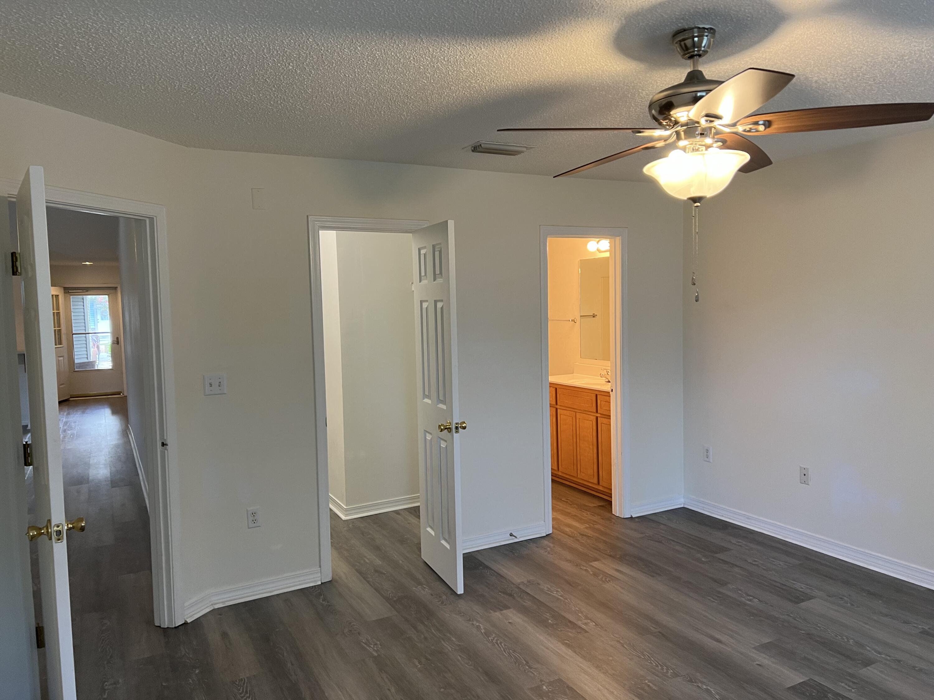 ESCADA - Residential Lease
