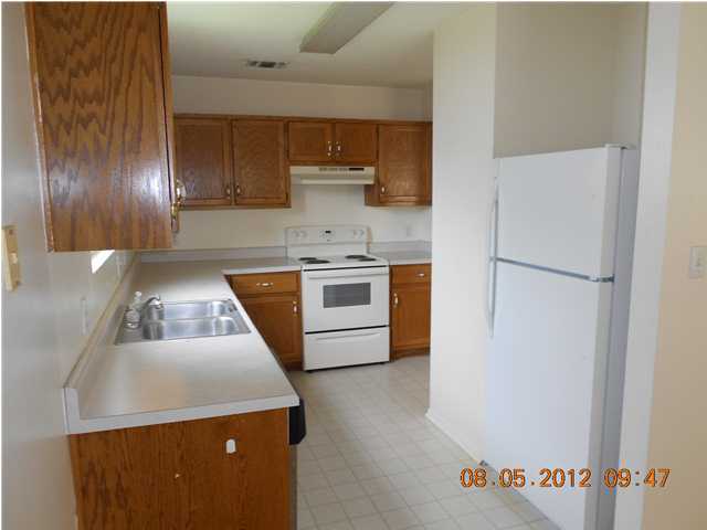 CARDINAL ESTATES - Residential Lease