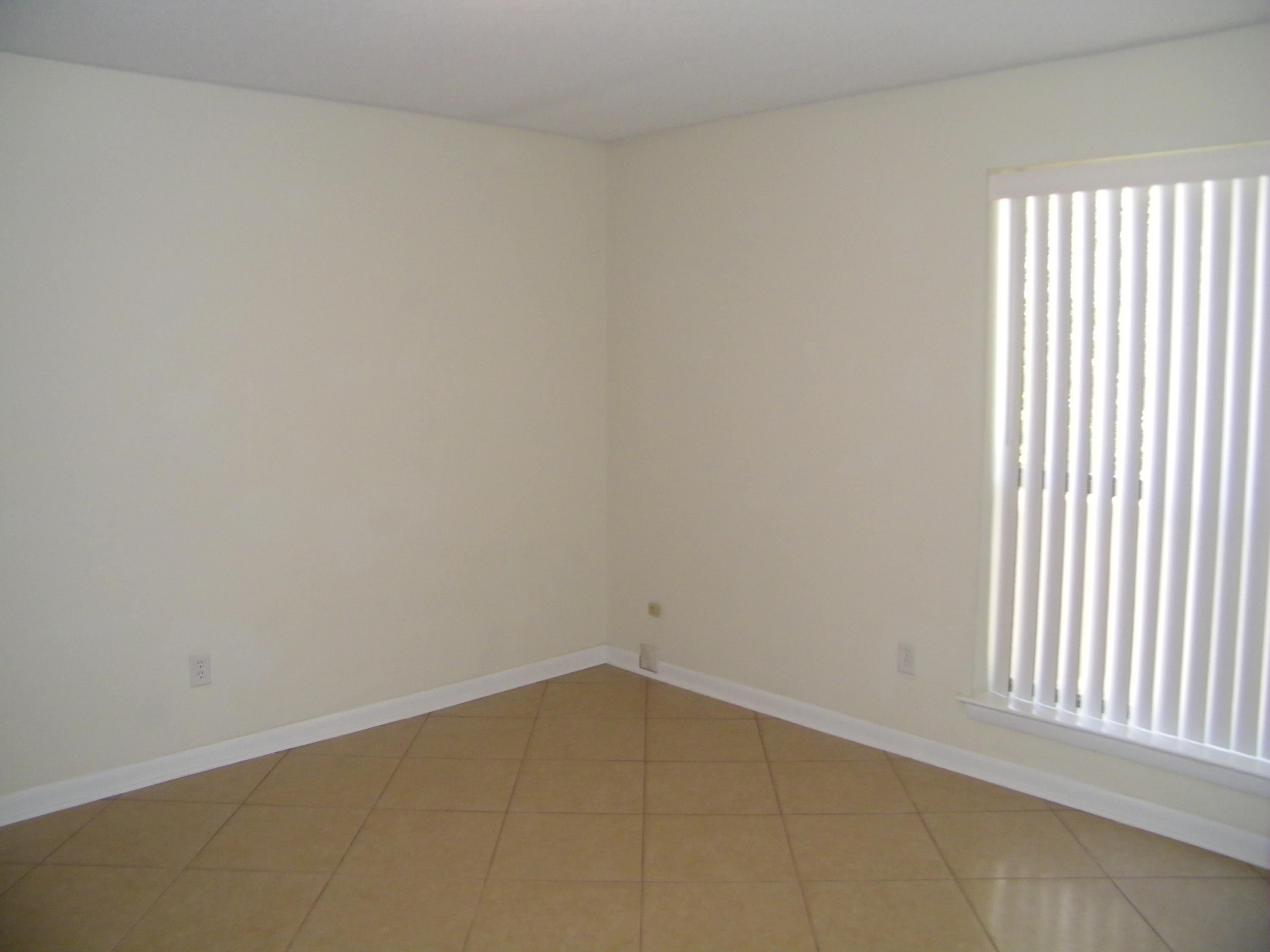 UNRECORDED SUBDIVISION - Residential Lease
