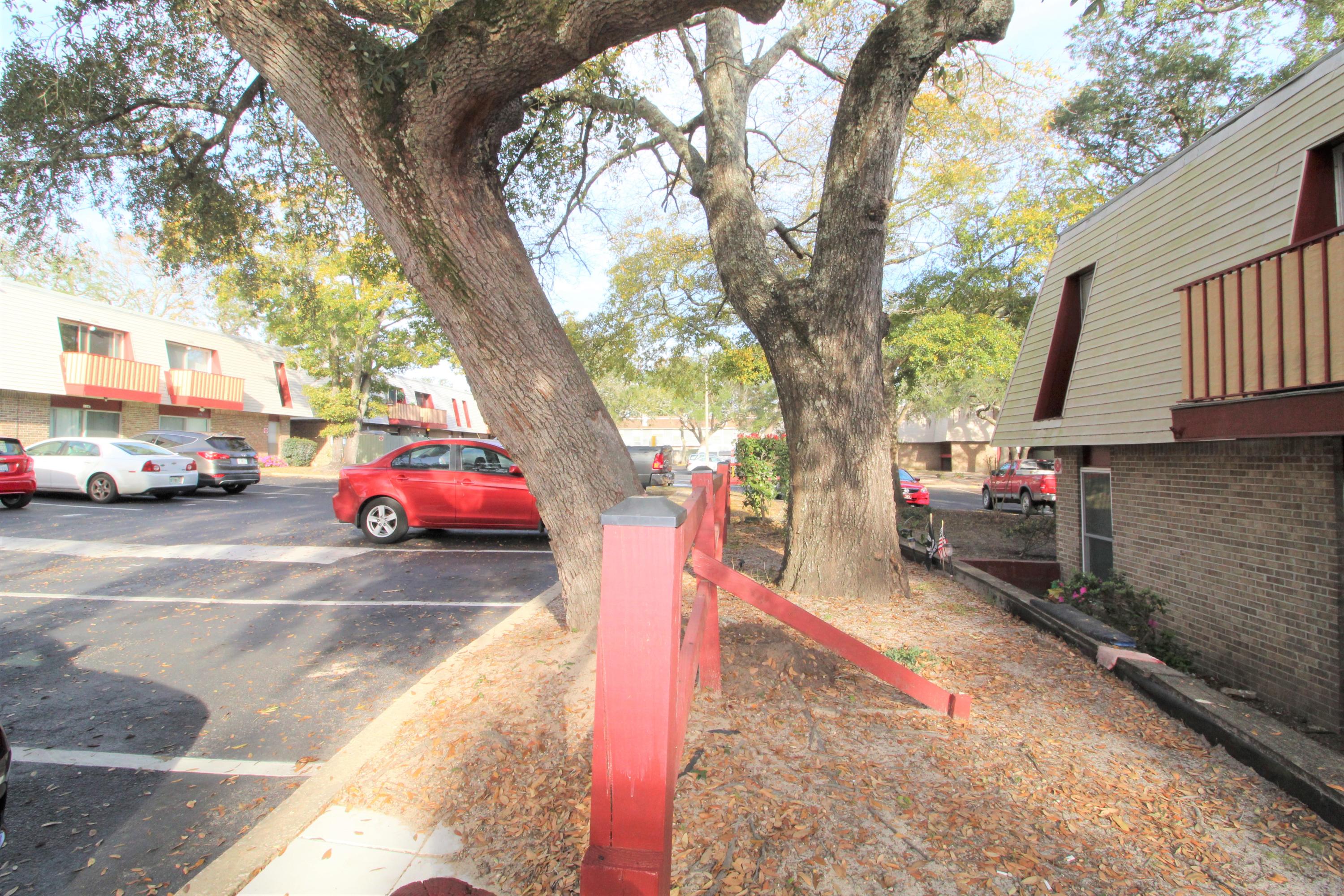 Perfect 1st floor 2 bedroom/2 bath condo with a private fenced entrance in the back!  The living room has a tiled floor split from the dining and kitchen area.  The master bedroom has it own private bathroom with a door. The second bedroom having a separate hall bath. This unit also comes with a stacked washer/dryer! This unit is Centrally located in Ft. Walton with easy access to beaches, bases and shopping centers(across from Sam's club and Walmart). Water/sewer/garbage/outside insurance is all included in the HOA dues. The complex offers a pool, tennis court, boat dock & community/picnic area.
Washer/Dryer convey AS IS condition!