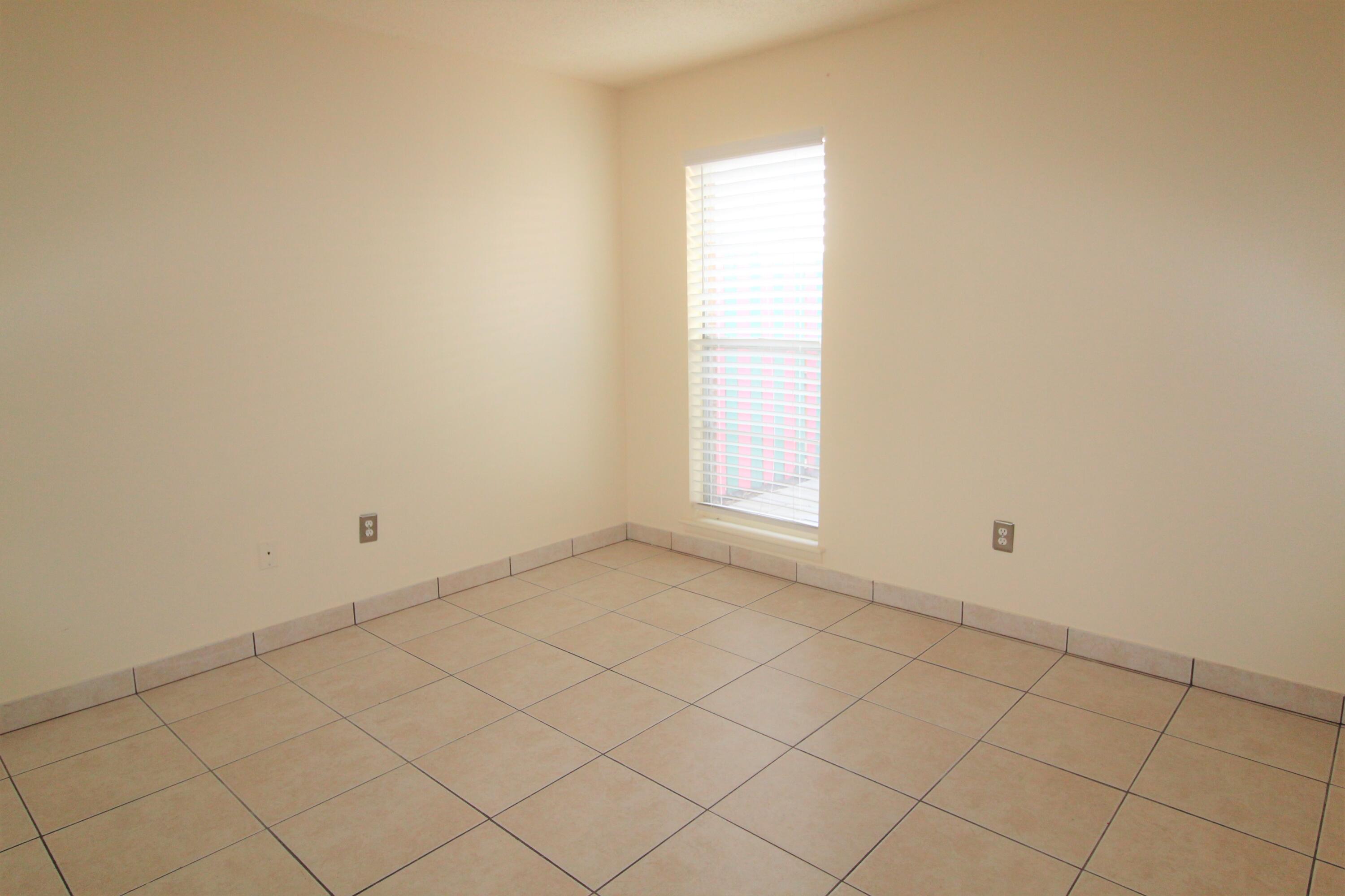Pier One Unit C121 - Residential