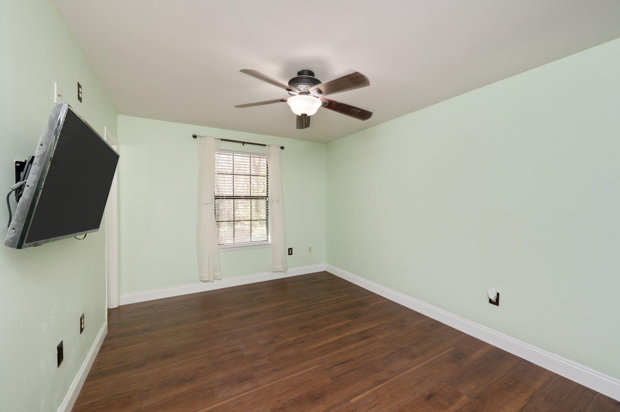 MC LAUGHLIN & HARRIS S/D - Residential Lease