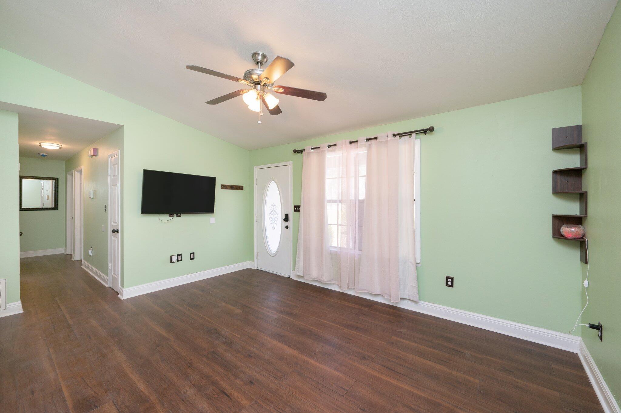 MC LAUGHLIN & HARRIS S/D - Residential Lease