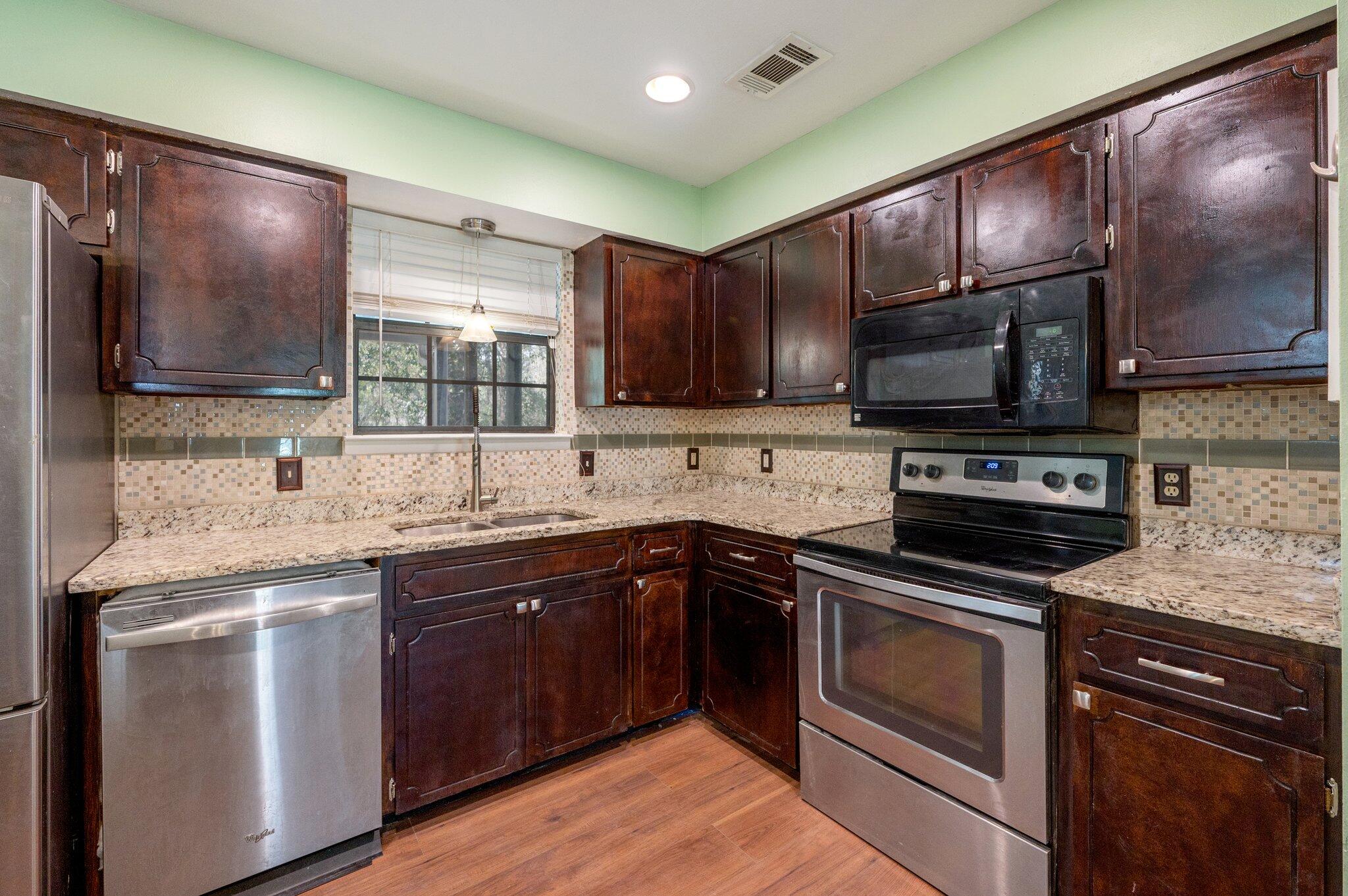 MC LAUGHLIN & HARRIS S/D - Residential Lease