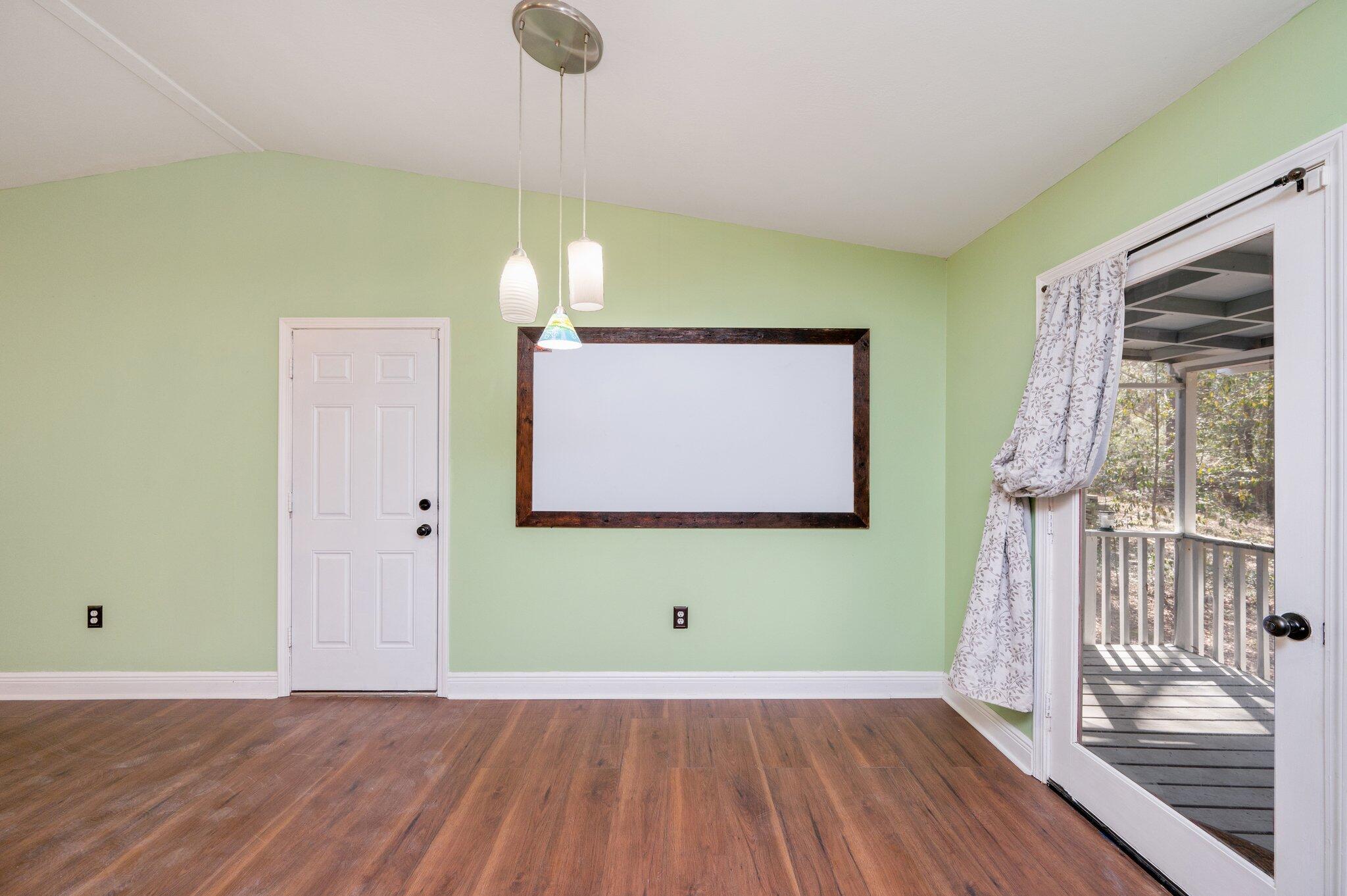 MC LAUGHLIN & HARRIS S/D - Residential Lease