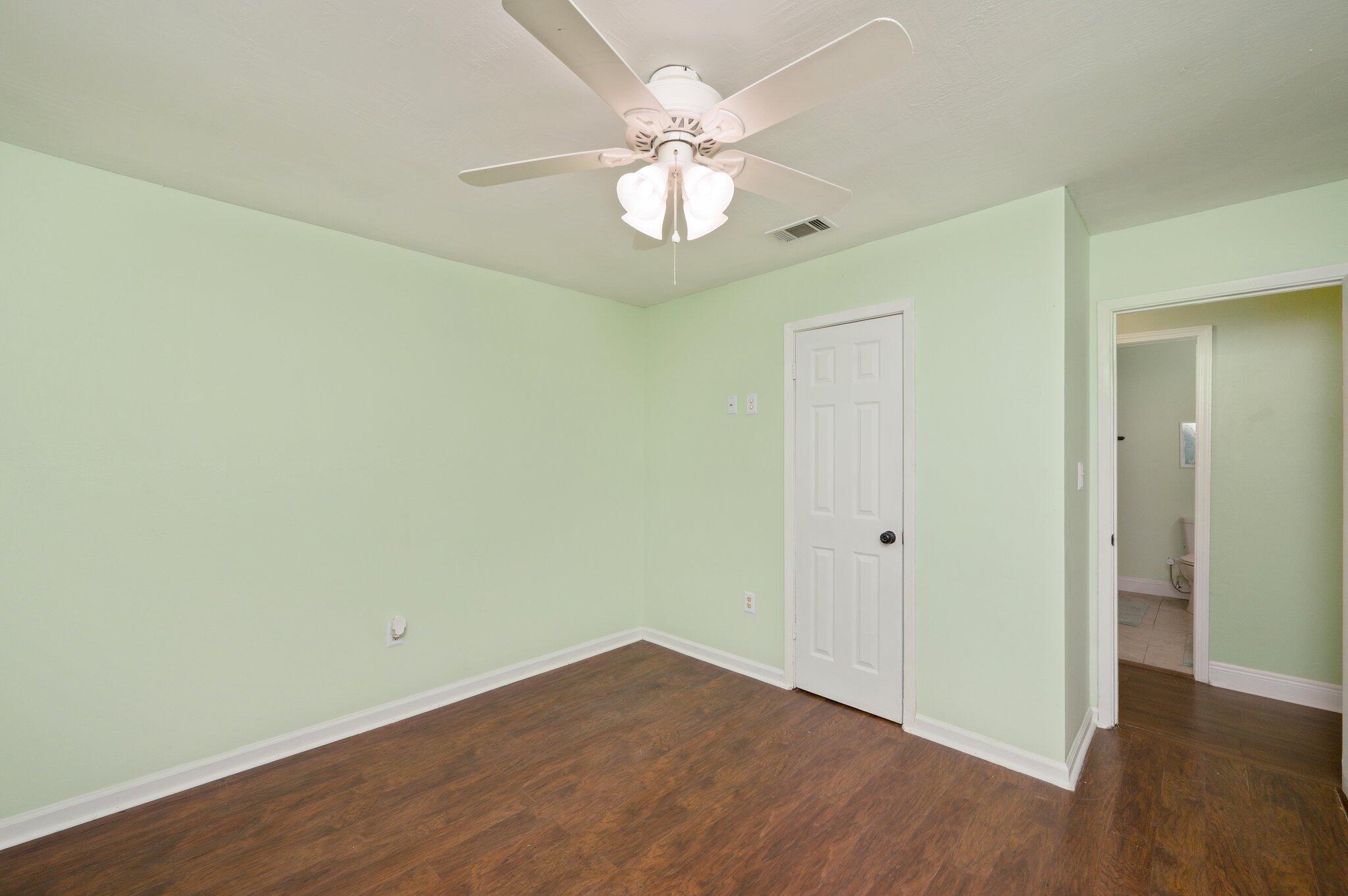 MC LAUGHLIN & HARRIS S/D - Residential Lease